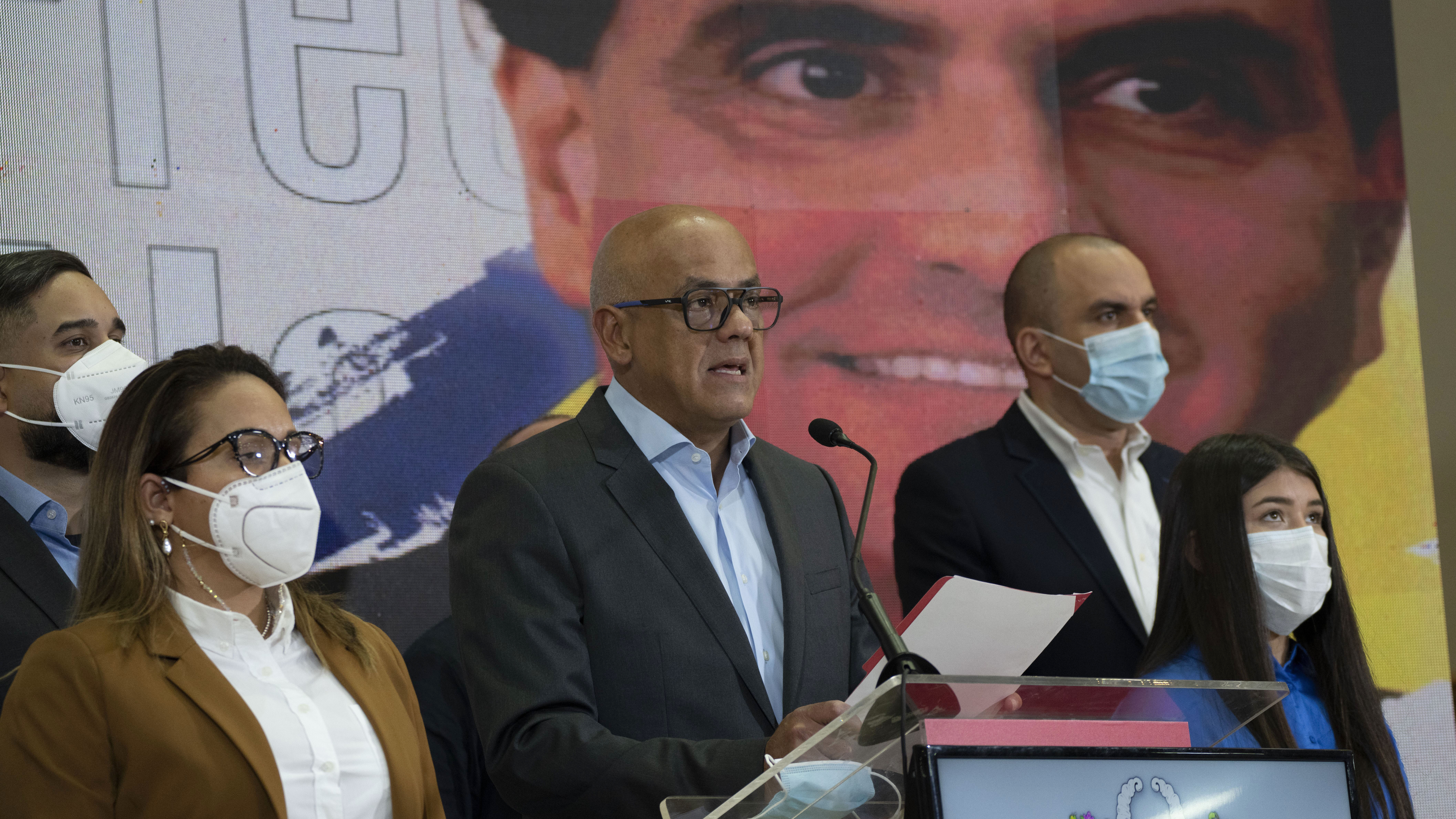 Venezuela halts talks after Maduro ally's extradition to U.S. - Vimarsana News