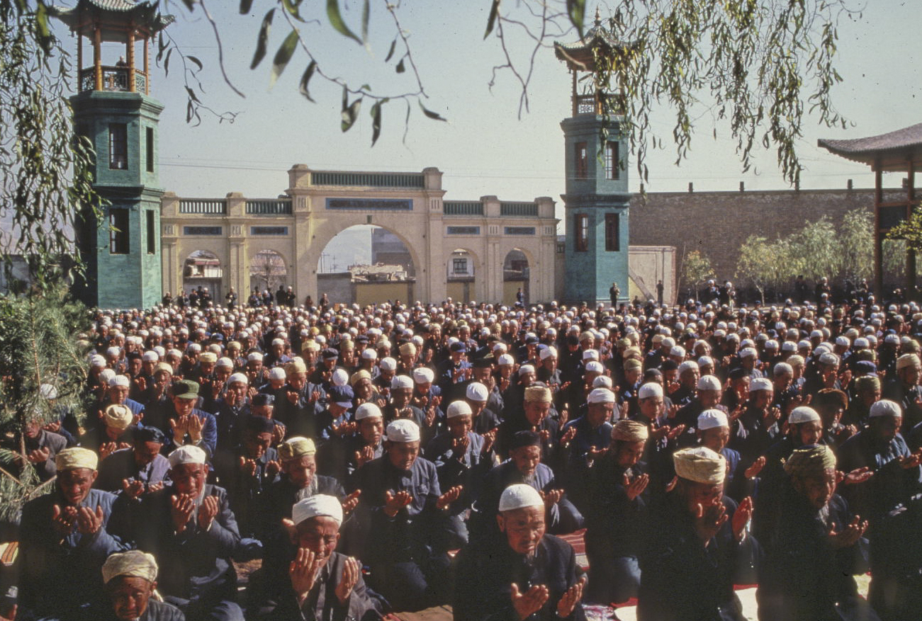 China is removing domes from mosques as part of a push to make them more 'Chinese'