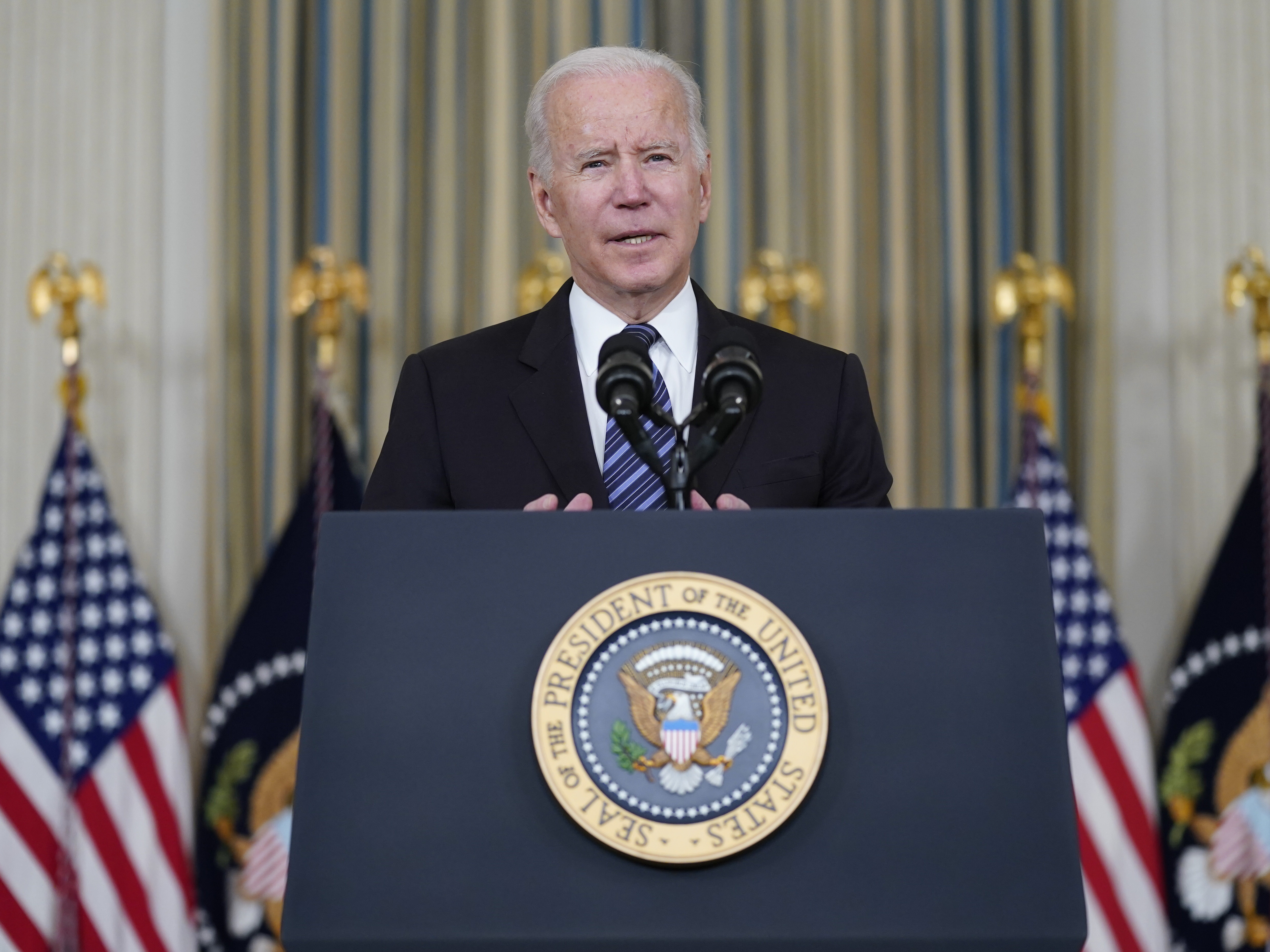 House punts on social spending bill, but will try to pass infrastructure bill