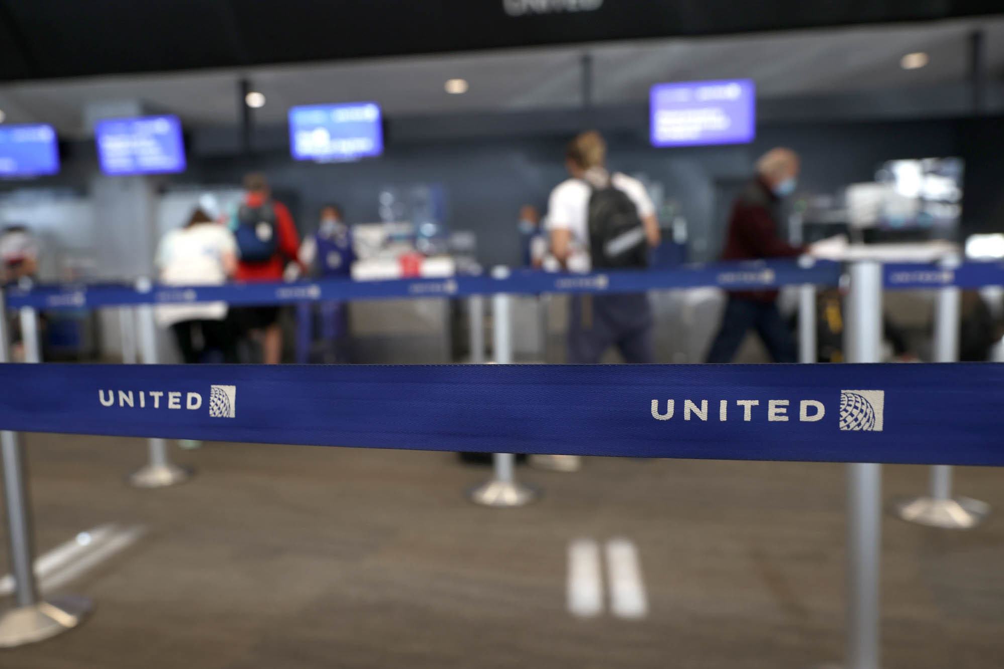 United Airlines has one of the strictest vaccine mandates in the U.S., requiring all U.S. employees to be vaccinated against COVID-19 unless granted religious or medical exemptions. (Getty Images)