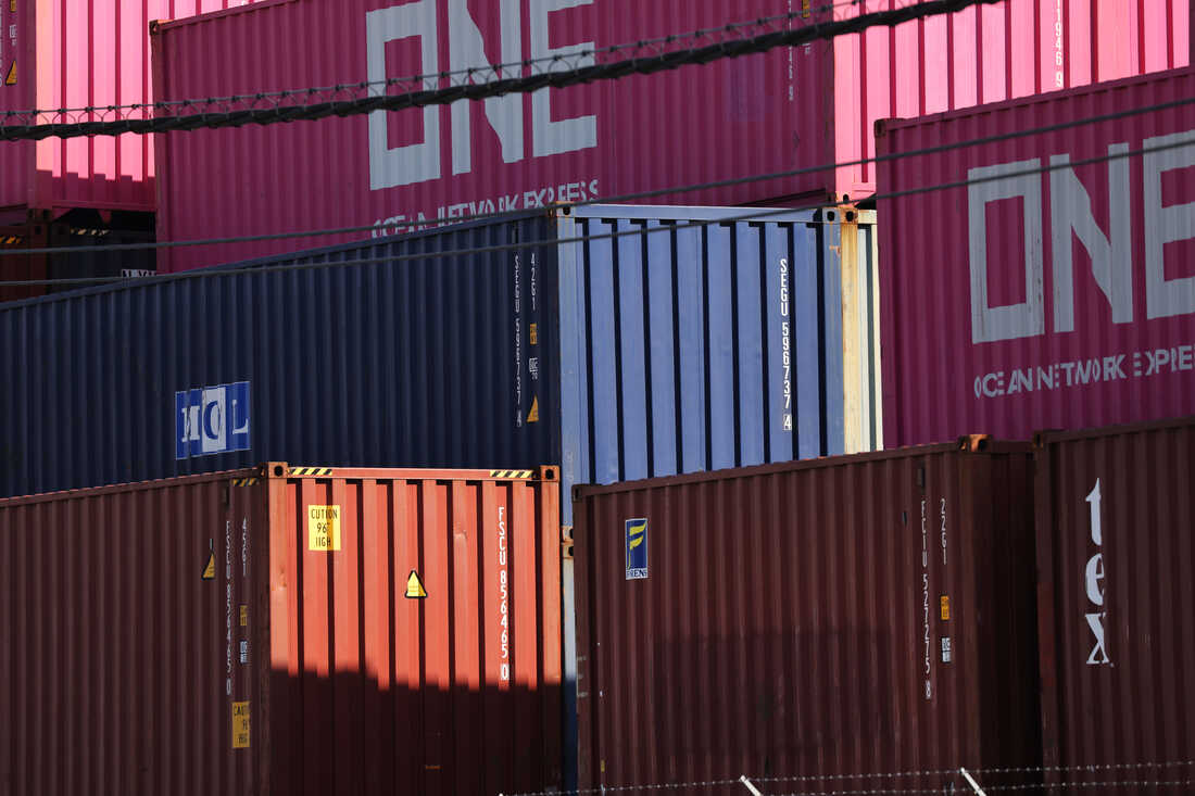 Modular Open-Sided Shipping Containers Features