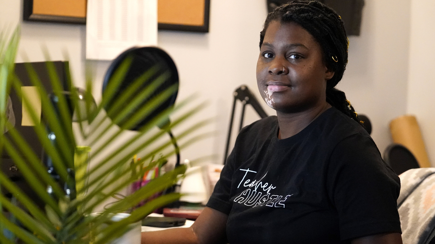 Charlie Warzel and Anne Helen Petersen have tips for working from home