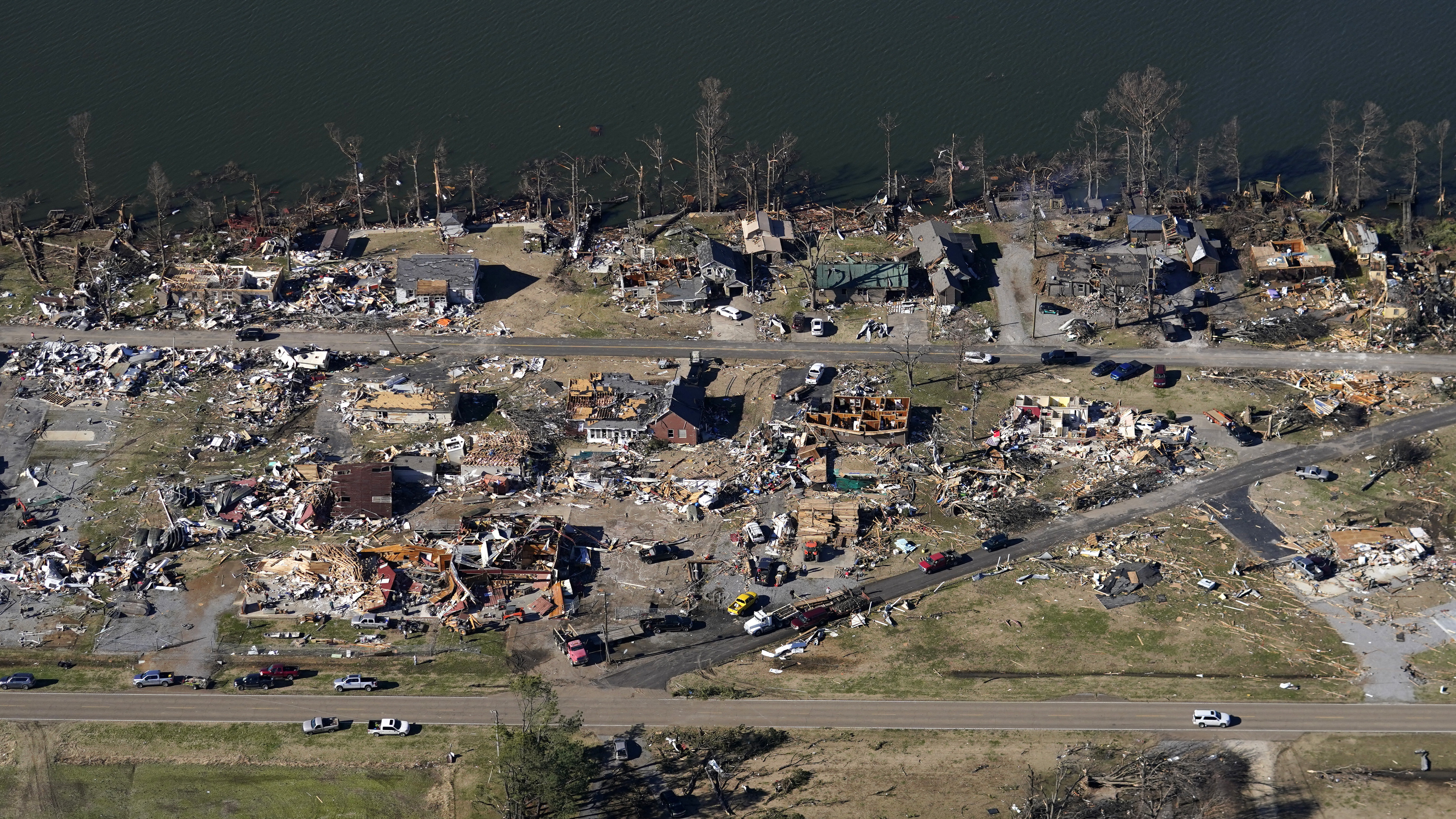 Photos: Scenes from the deadly tornadoes in the South and Midwest : The ...