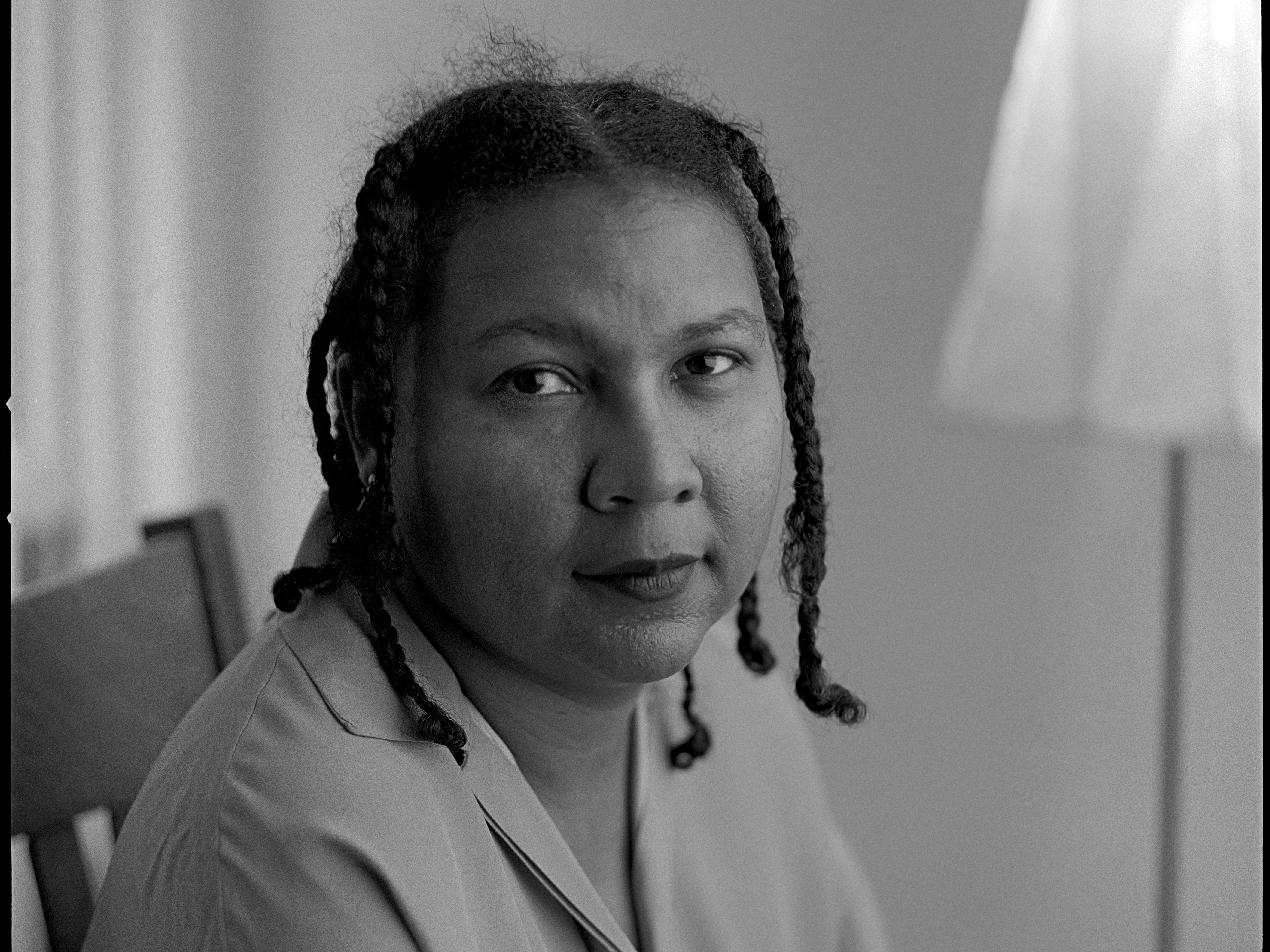 Author and cultural critic bell hooks poses for a portrait on December 16, 1996. (Getty Images)