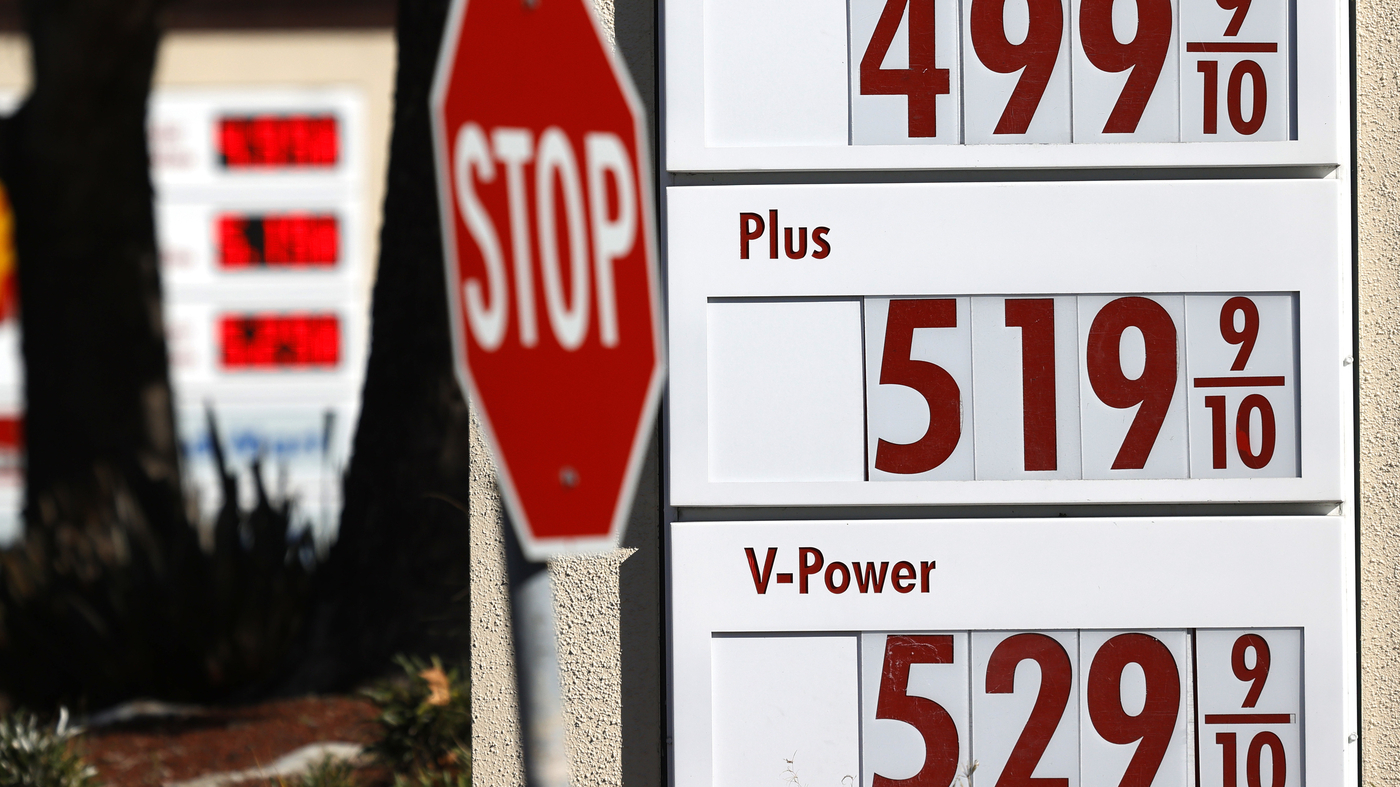 As inflation surges, some Democrats blame greedy companies : NPR