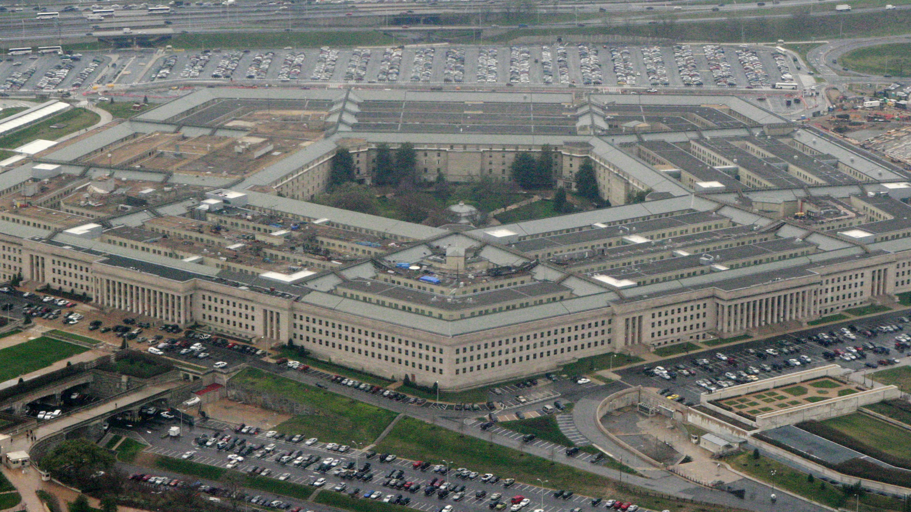 U.S. Army increases bonuses to $50,000 for some new recruits : NPR - Vimarsana News