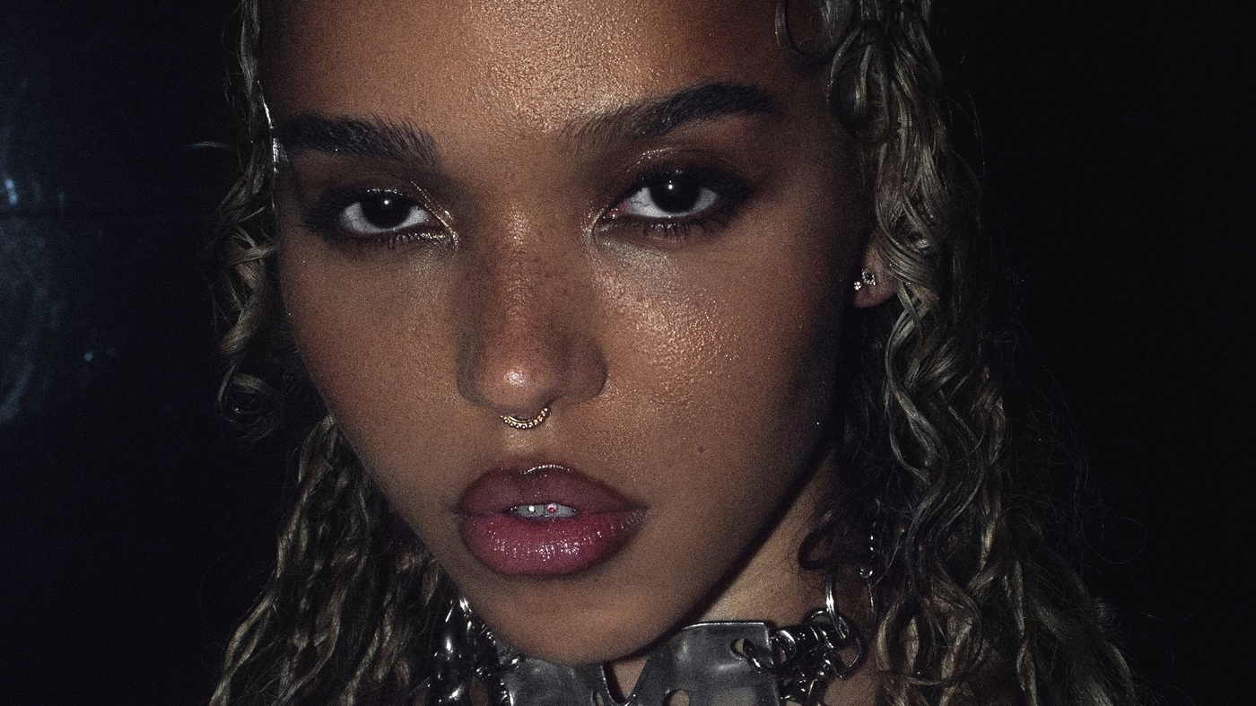 FKA twigs (feat. Shygirl), ‘papi bones’