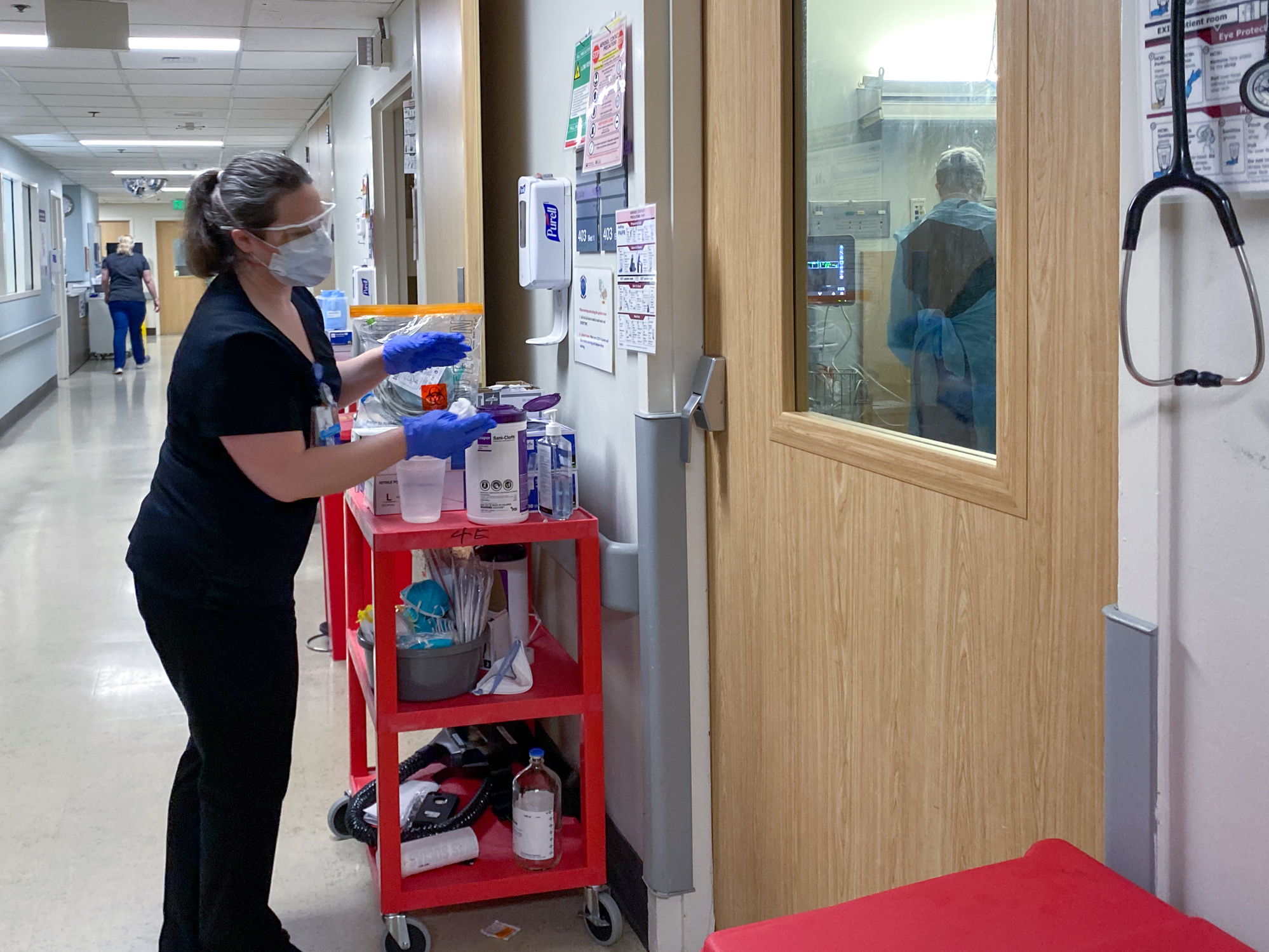 Why omicron is crushing hospitals — even though cases are often milder than delta