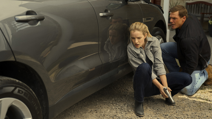Willa Fitzgerald and Alan Ritchson are on the hunt for justice in Reacher.