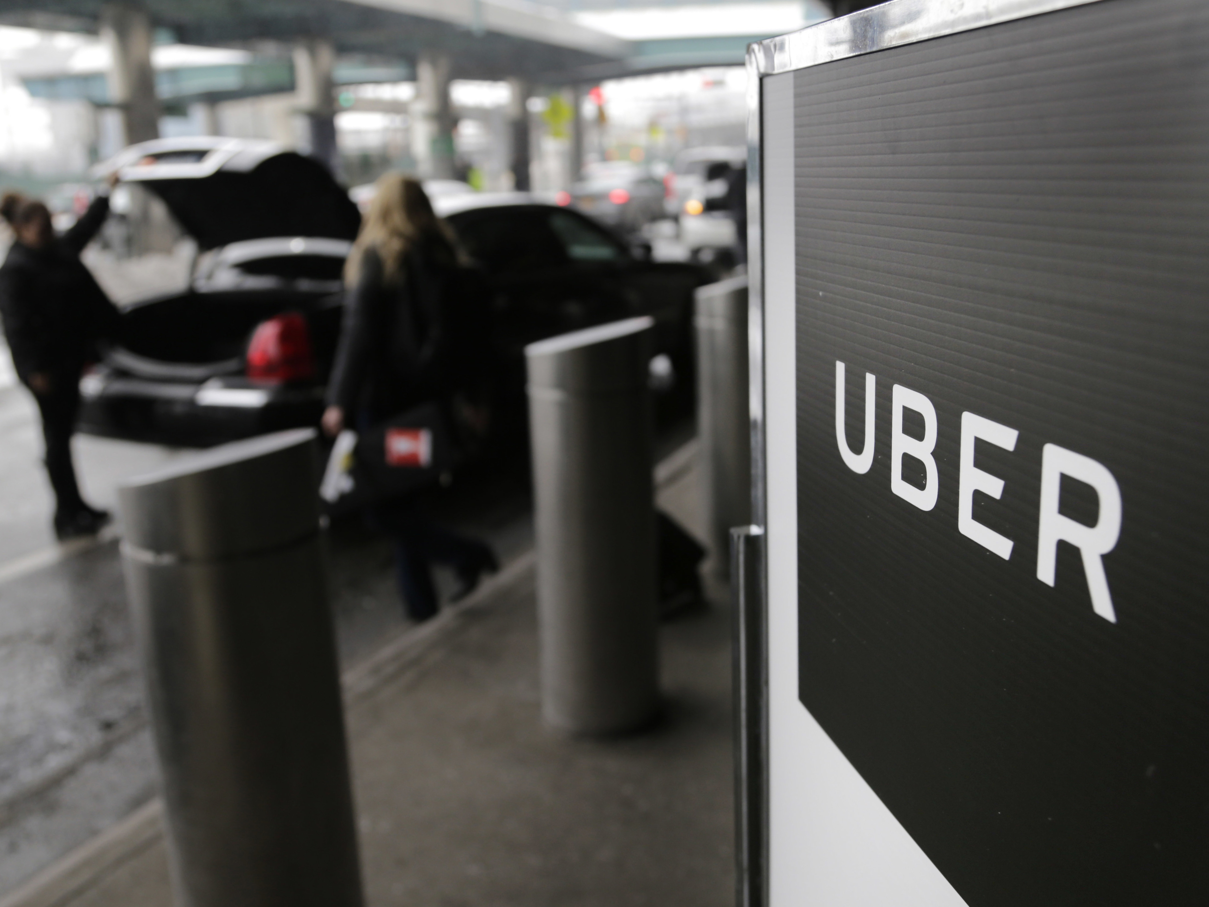 Uber adds passengers, food orders amid omicron surge - Vimarsana News