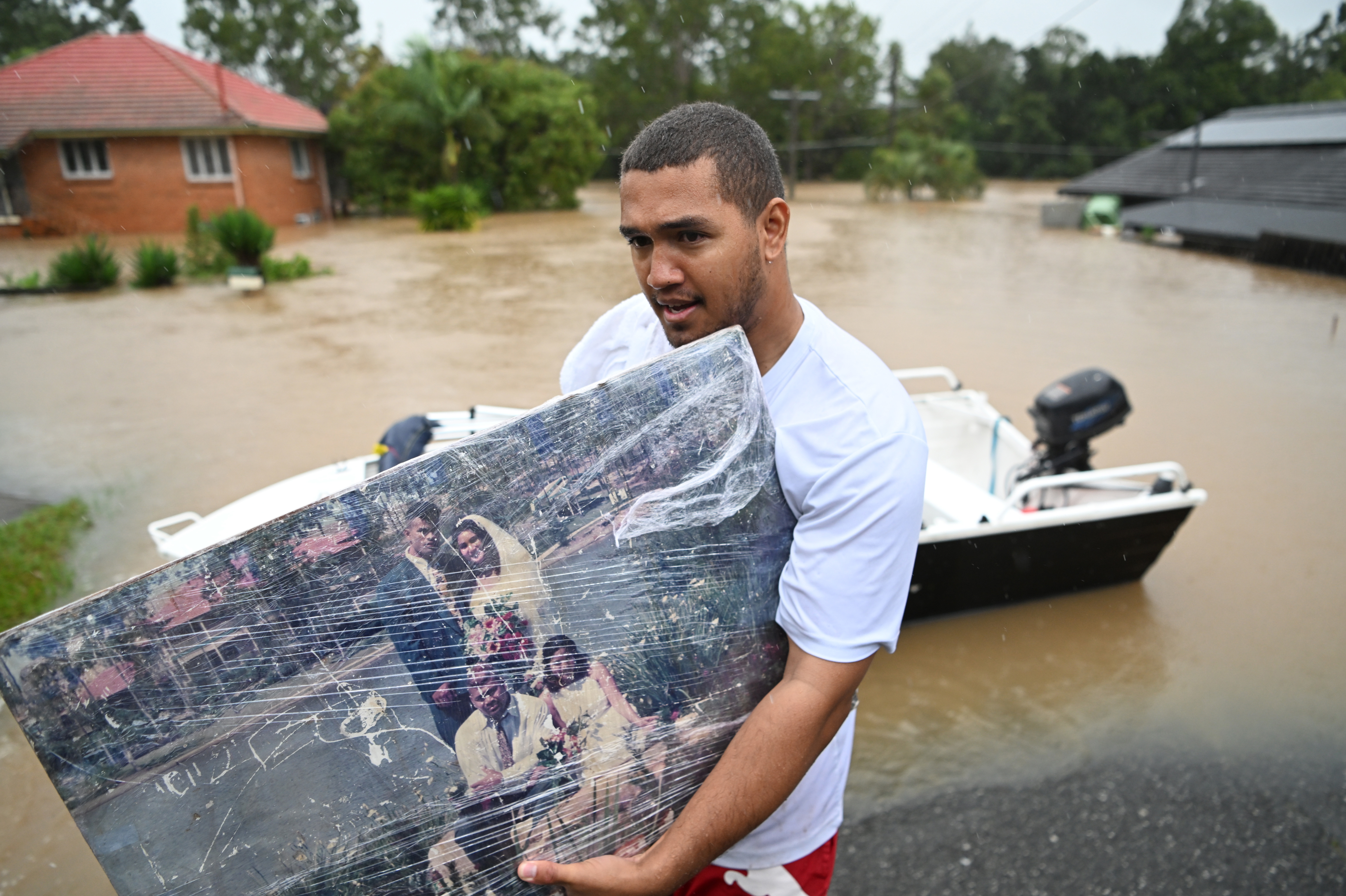 Photos Record Breaking Floods Devastate Eastern Australia News Wliw Fm