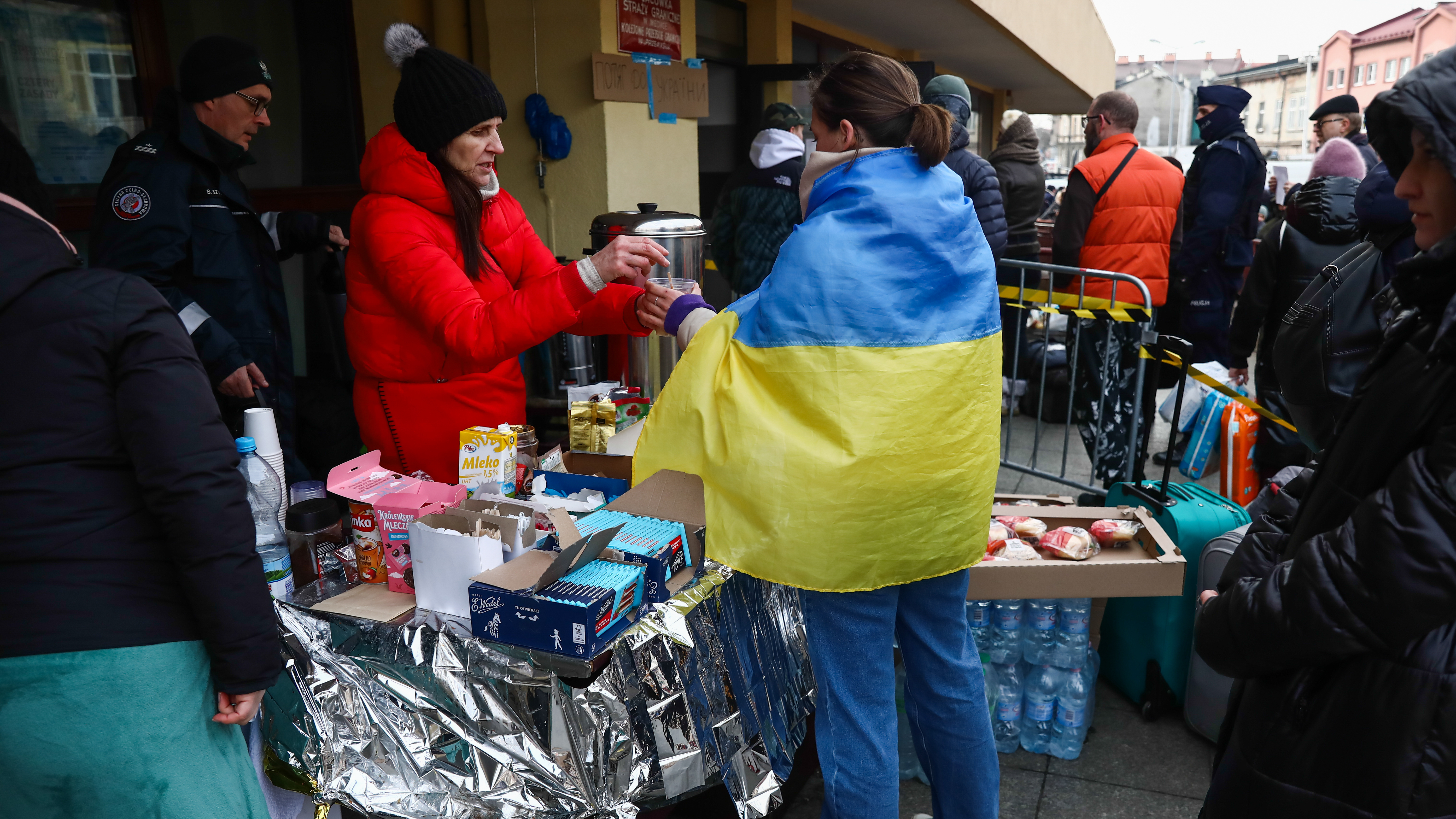 Some see a double standard in how Europe has embraced Ukrainian migrants : NPR - Vimarsana News