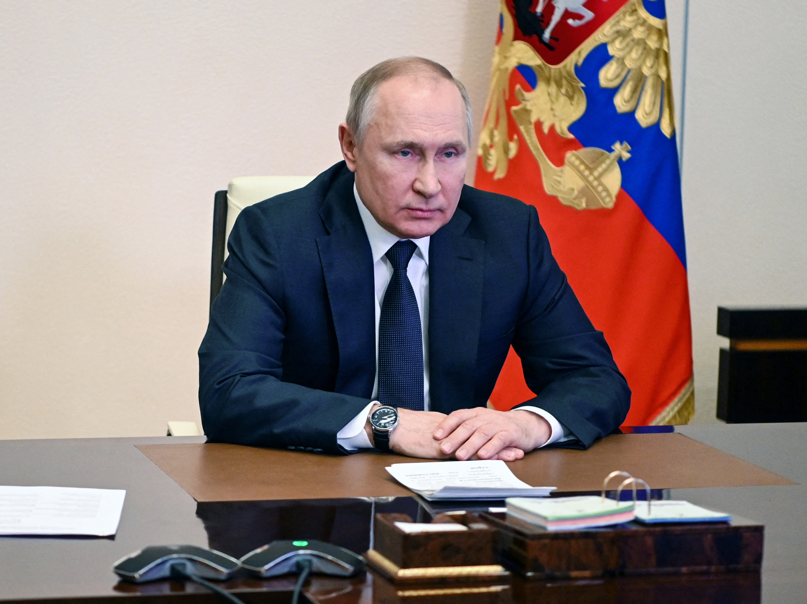 Putin's warning to anti-war Russians evokes Stalinist purges