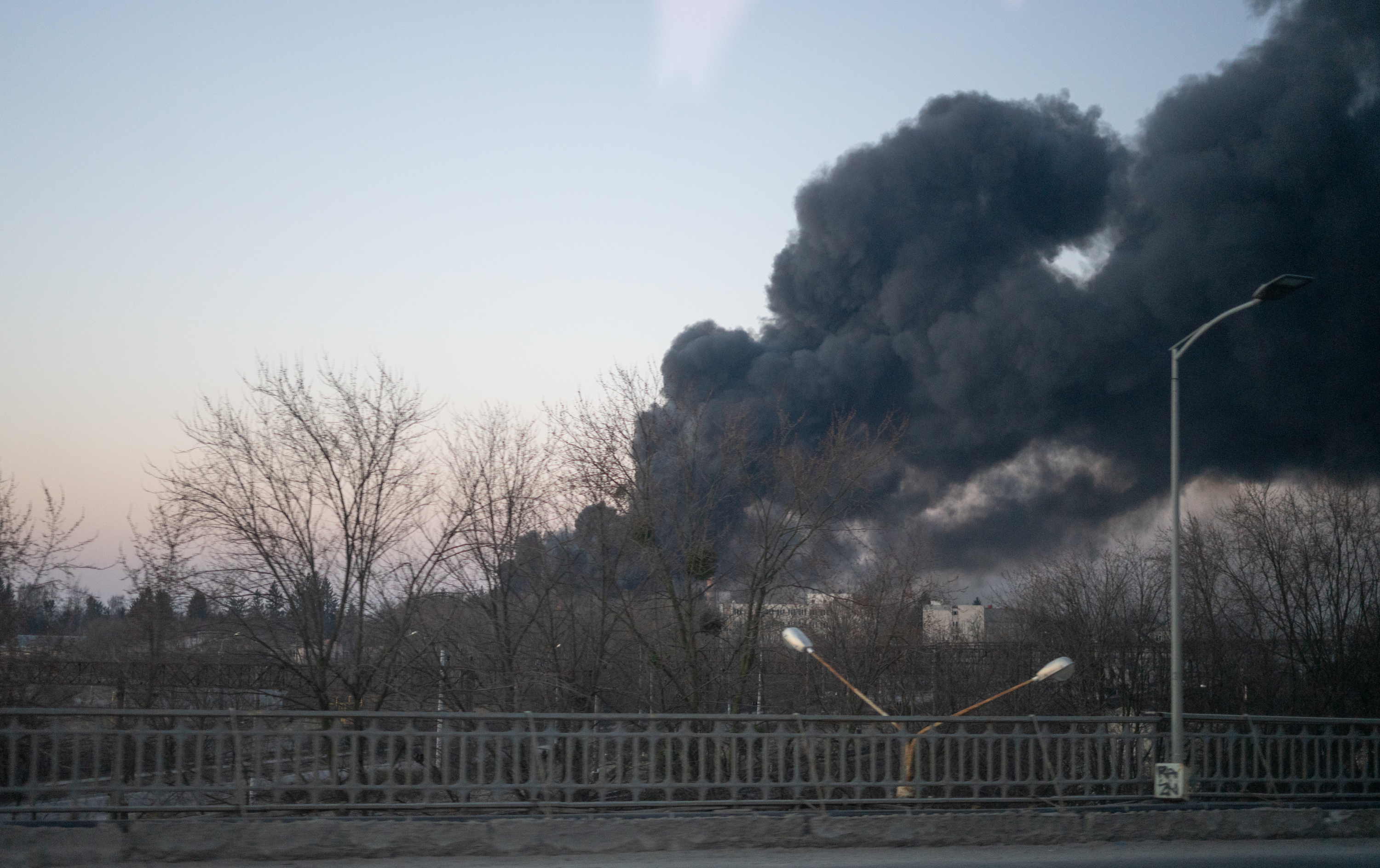 Russian missiles hit a fighter jet repair facility in the closest strike yet to Lviv - Vimarsana News