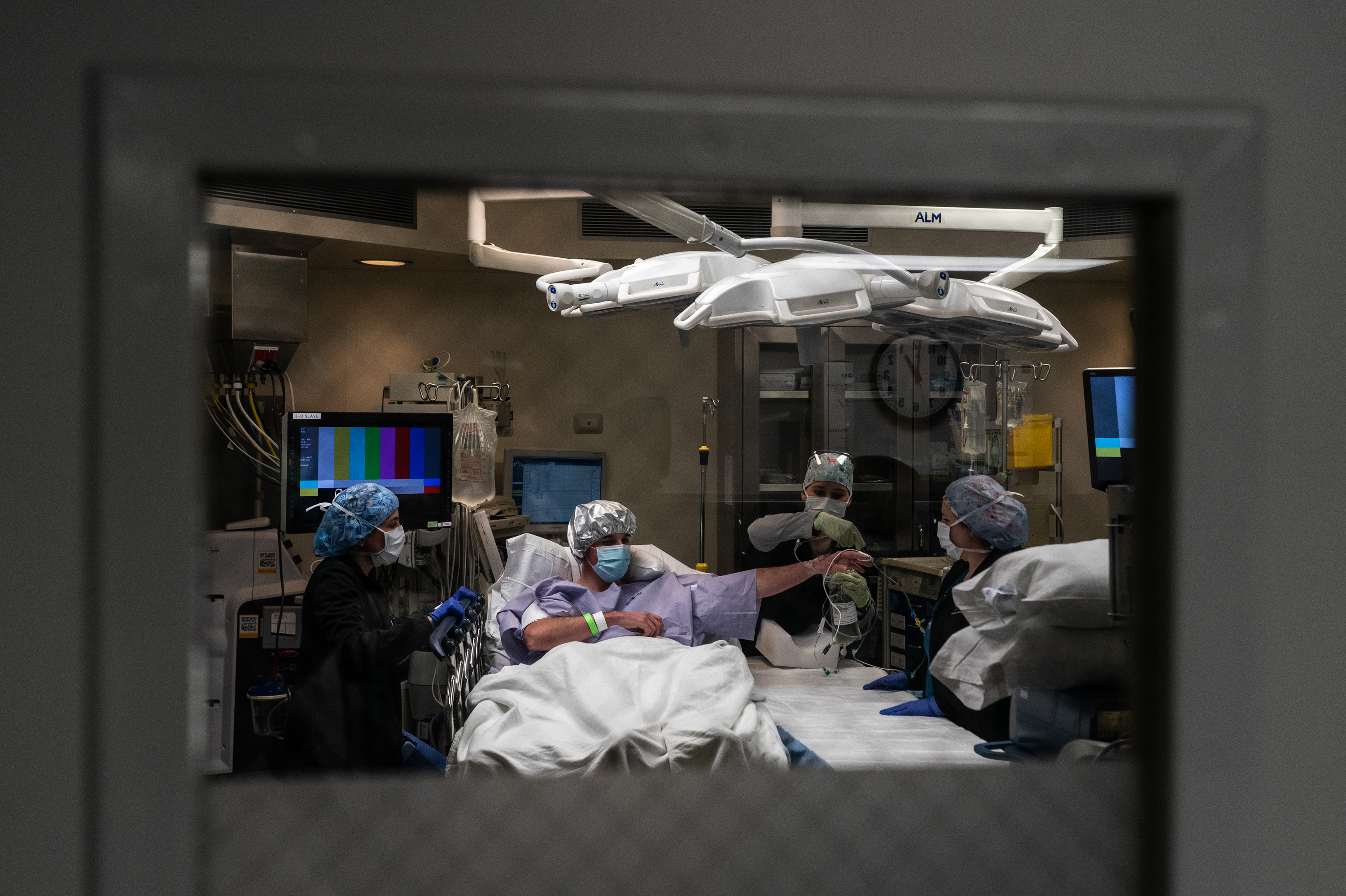 10 strangers come together for a life-changing kidney swap - Vimarsana News