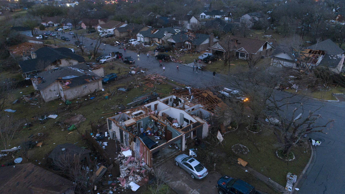 1 killed and dozens injured after tornadoes tear through Texas and ...