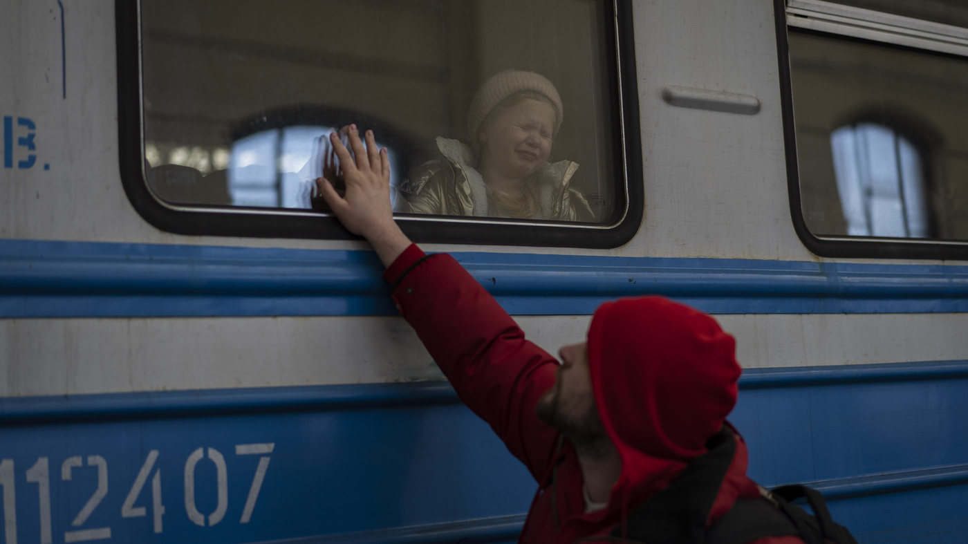 Photos from Week 4 of Russia's invasion of Ukraine : The Picture Show : NPR