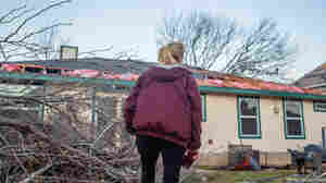 How to keep yourself safe during a tornado