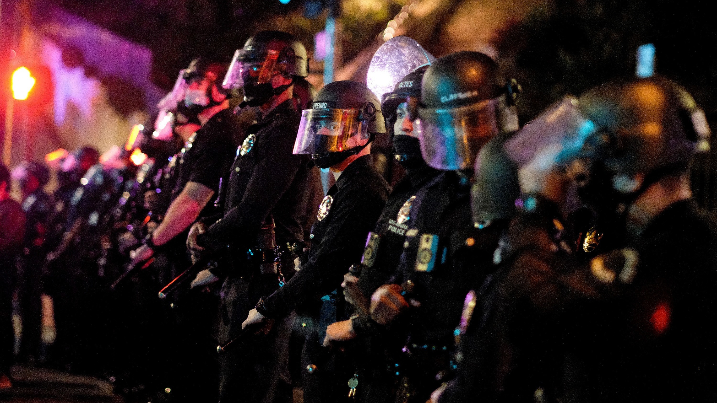 How the LAPD's handling of reporters went from cozy to chaotic : NPR - Vimarsana News
