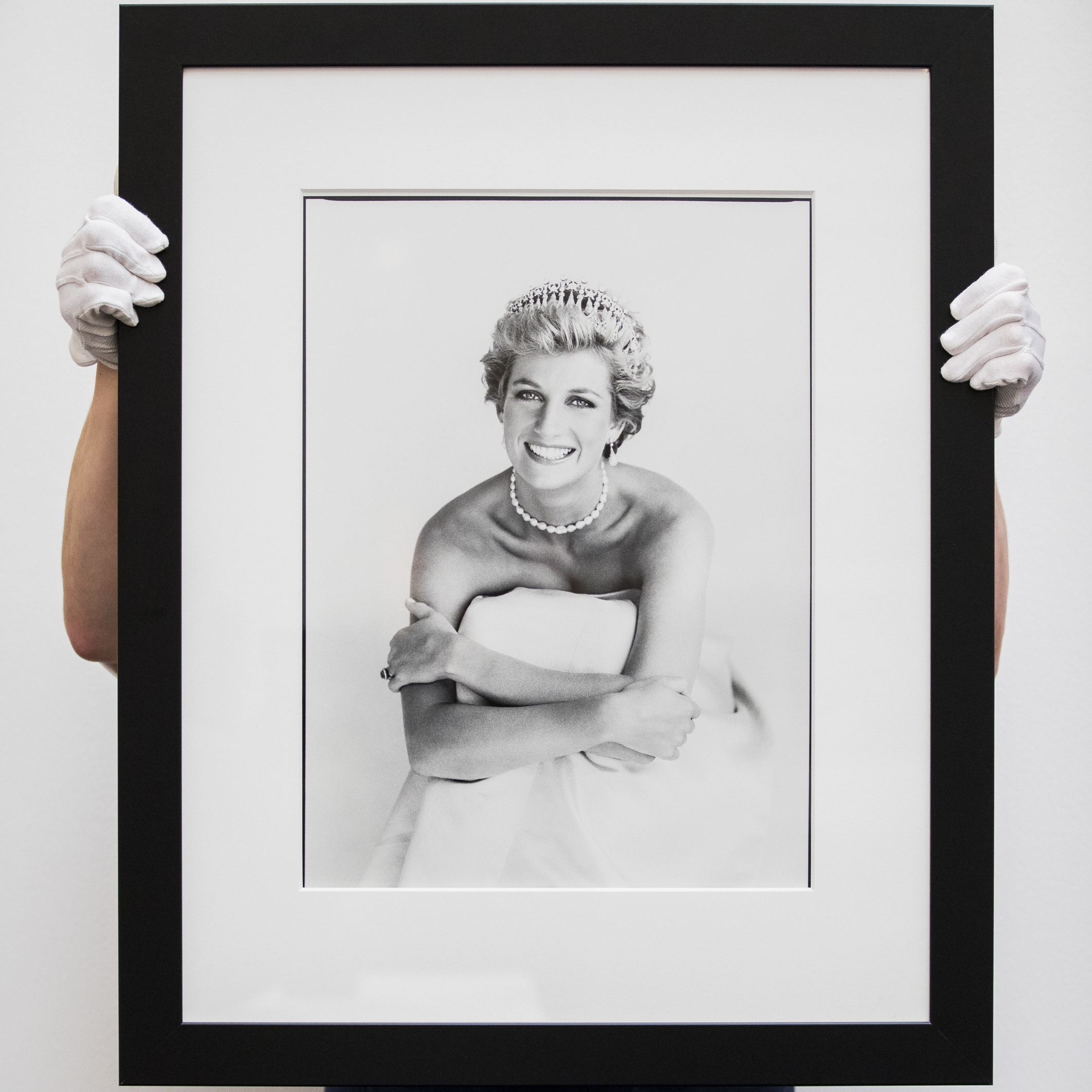 Patrick Demarchelier, famed fashion photographer, dies at 78