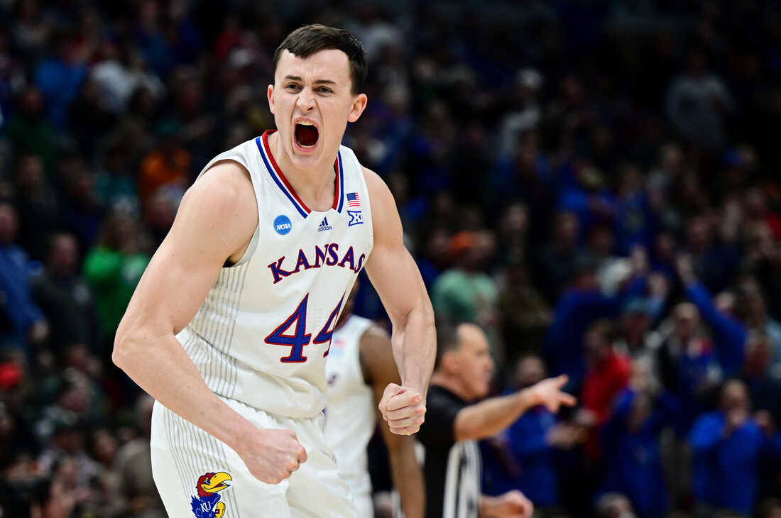 In the Final Four, it's Duke vs. UNC and Kansas vs. Villanova: NPR 7 In the Final Four, it's Duke vs. UNC and Kansas vs. Villanova: NPR