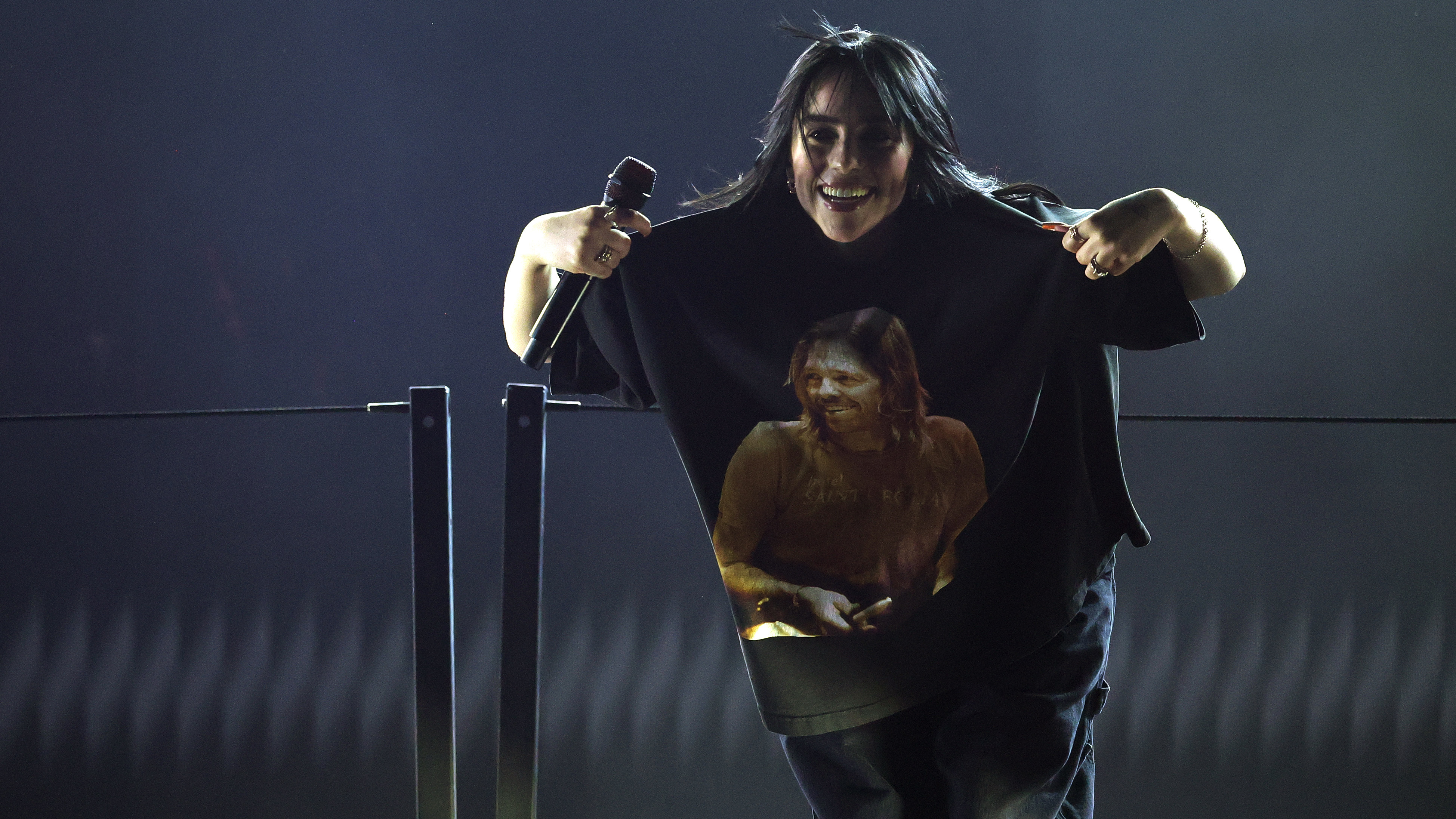 Billie Eilish pays tribute to the late Foo Fighters drummer Taylor Hawkins during her 2022 Grammy performance. (Getty Images for The Recording Academy)
