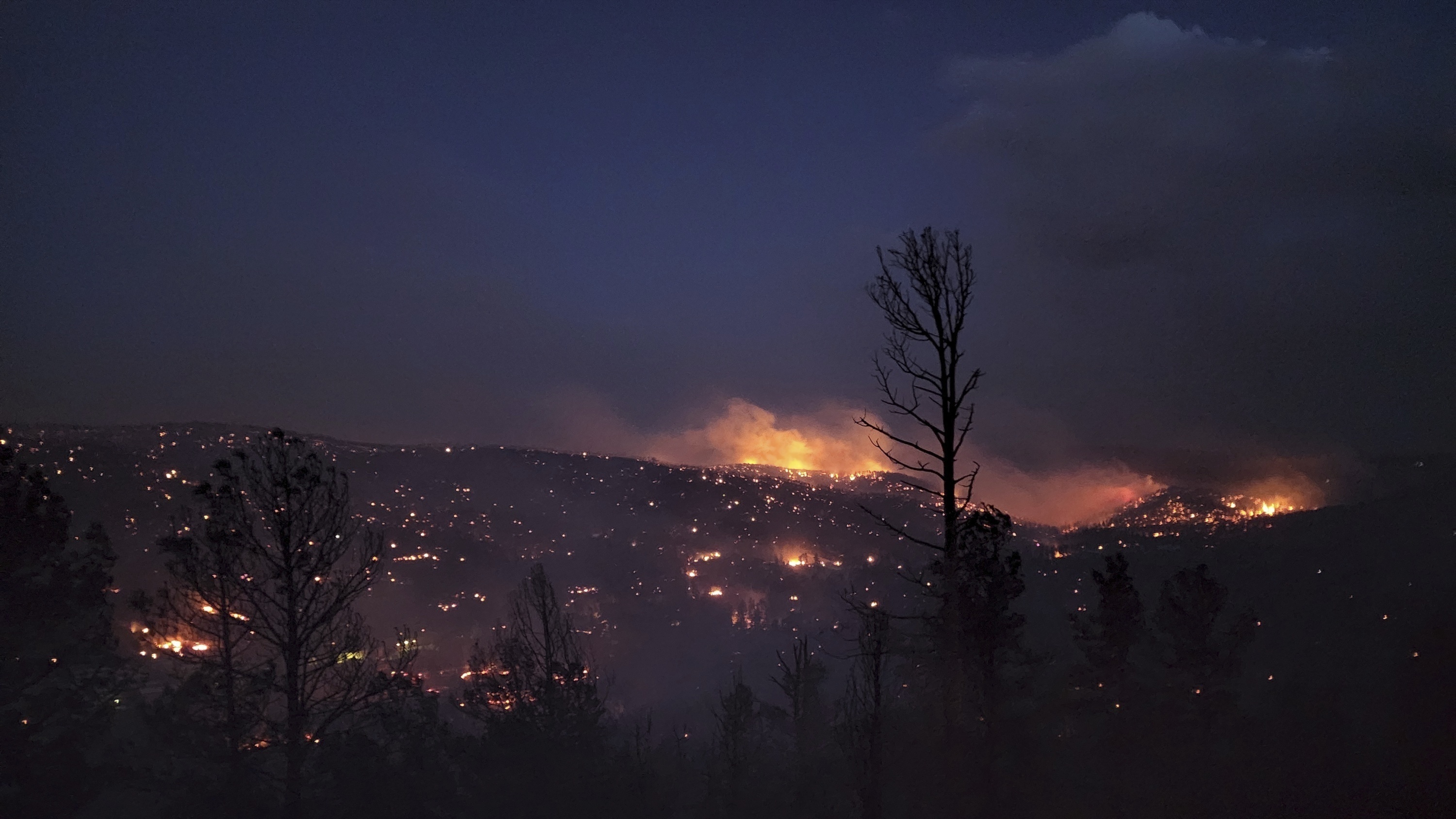 Nearly 5,000 people are under evacuation orders after a fire breaks out in New Mexico