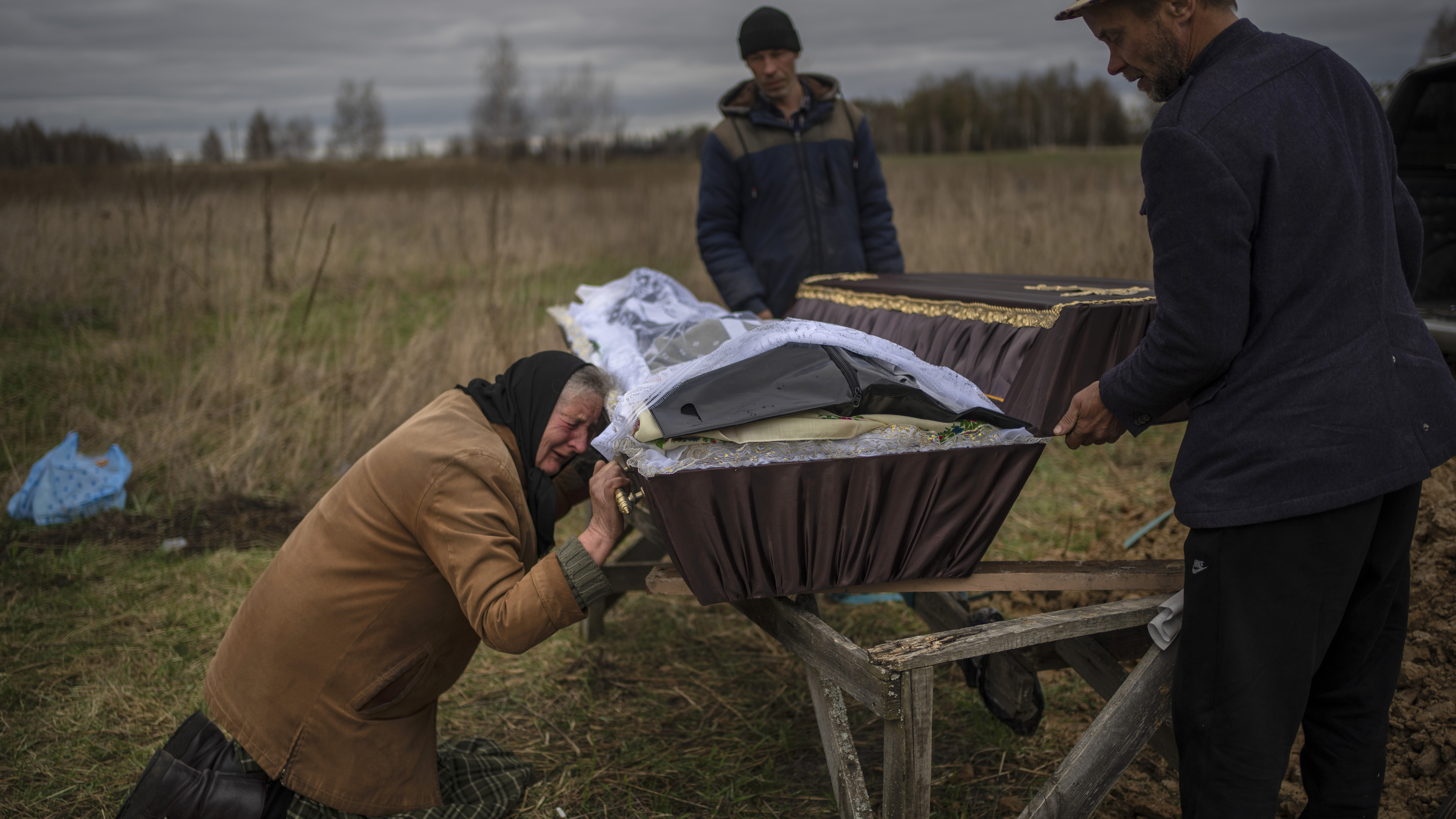Russia strikes Ukraine's big cities, bears down on Mariupol