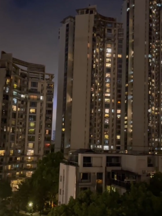 When this Shanghai building went into COVID lockdown, my WeChat message group blew up