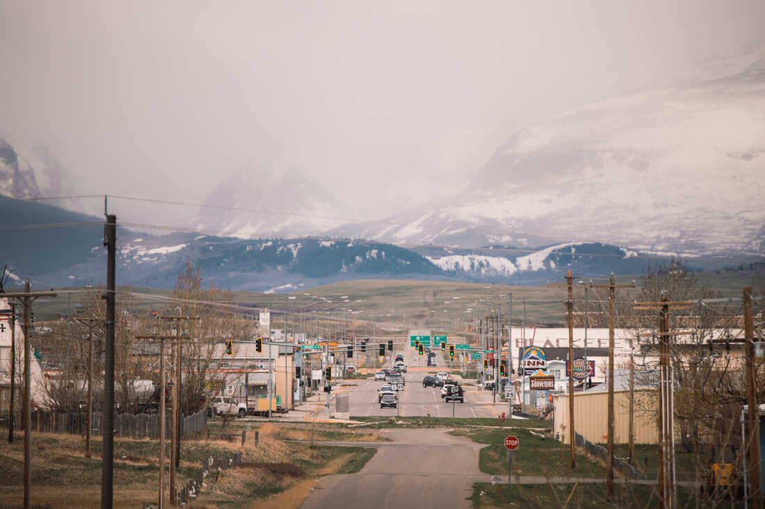 Fentanyl overdoses at Blackfeet Nation serve as a wakeup call for tribal leaders : Shots