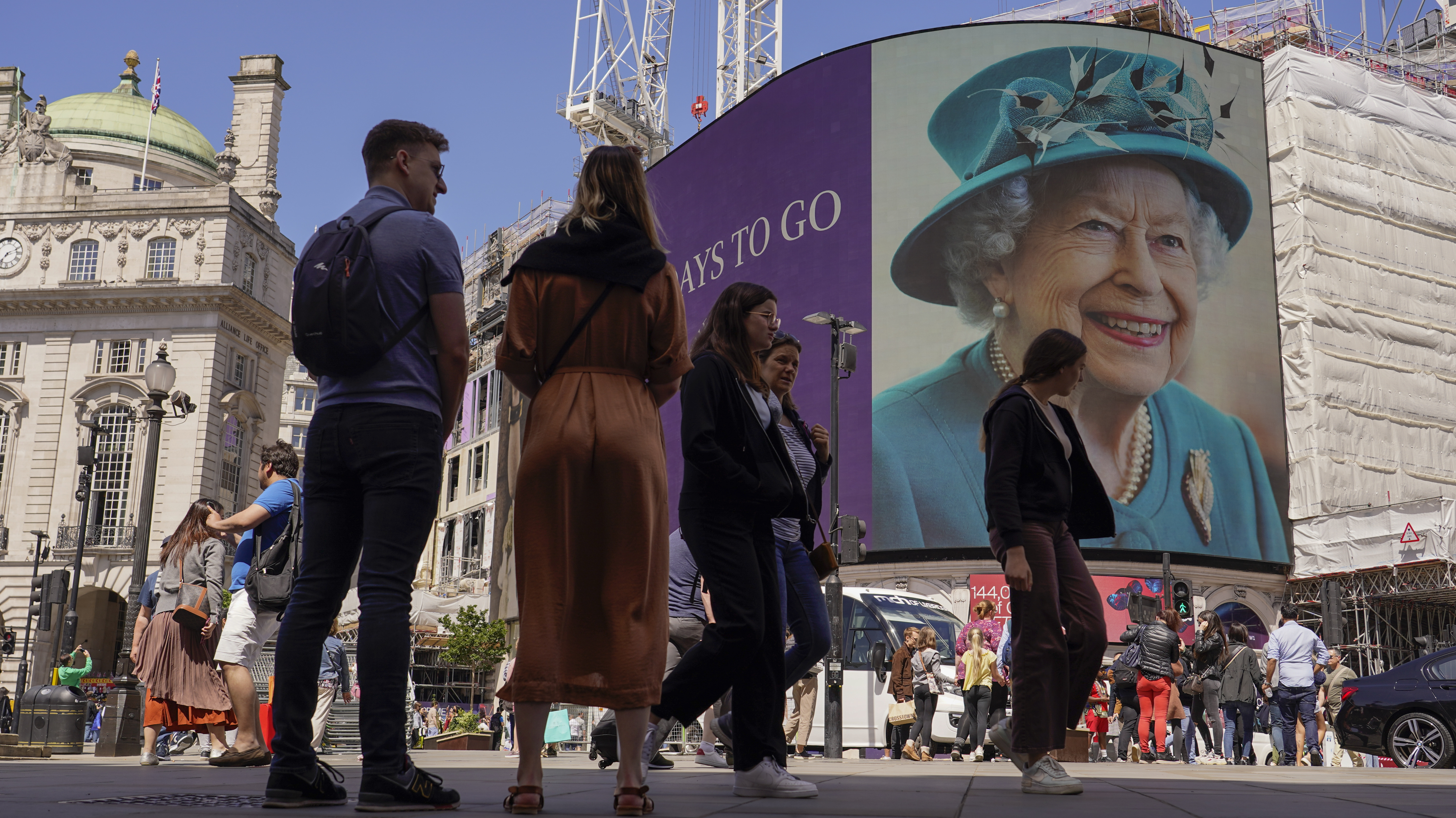 Queen Elizabeth's Platinum Jubilee comes at a challenging time for Britain's monarchy - Vimarsana News