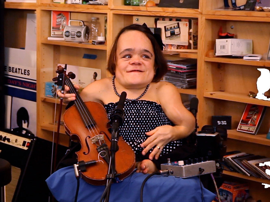 Life after Desk: Catching up with 2016 Tiny Desk Contest winner Gaelynn Lea
