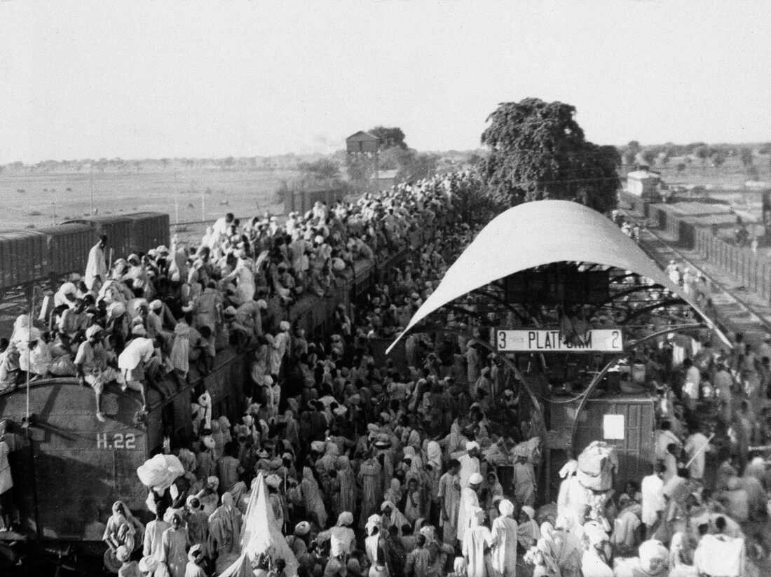 India and Pakistan Gain Independence 75 Years Ago, Gale Blog: Library &  Educator News