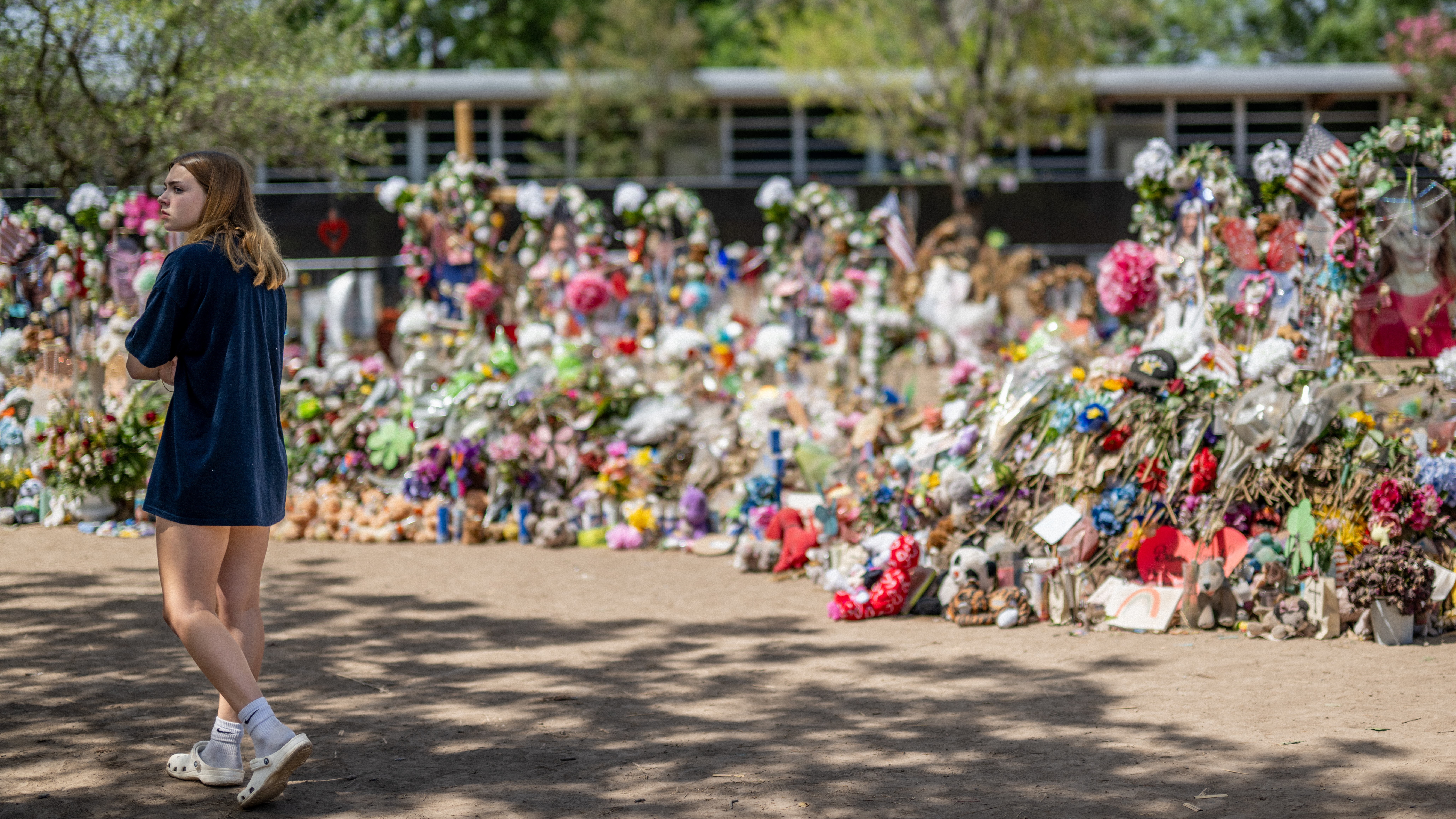 Police could have stopped Uvalde shooting in 3 minutes, a Texas