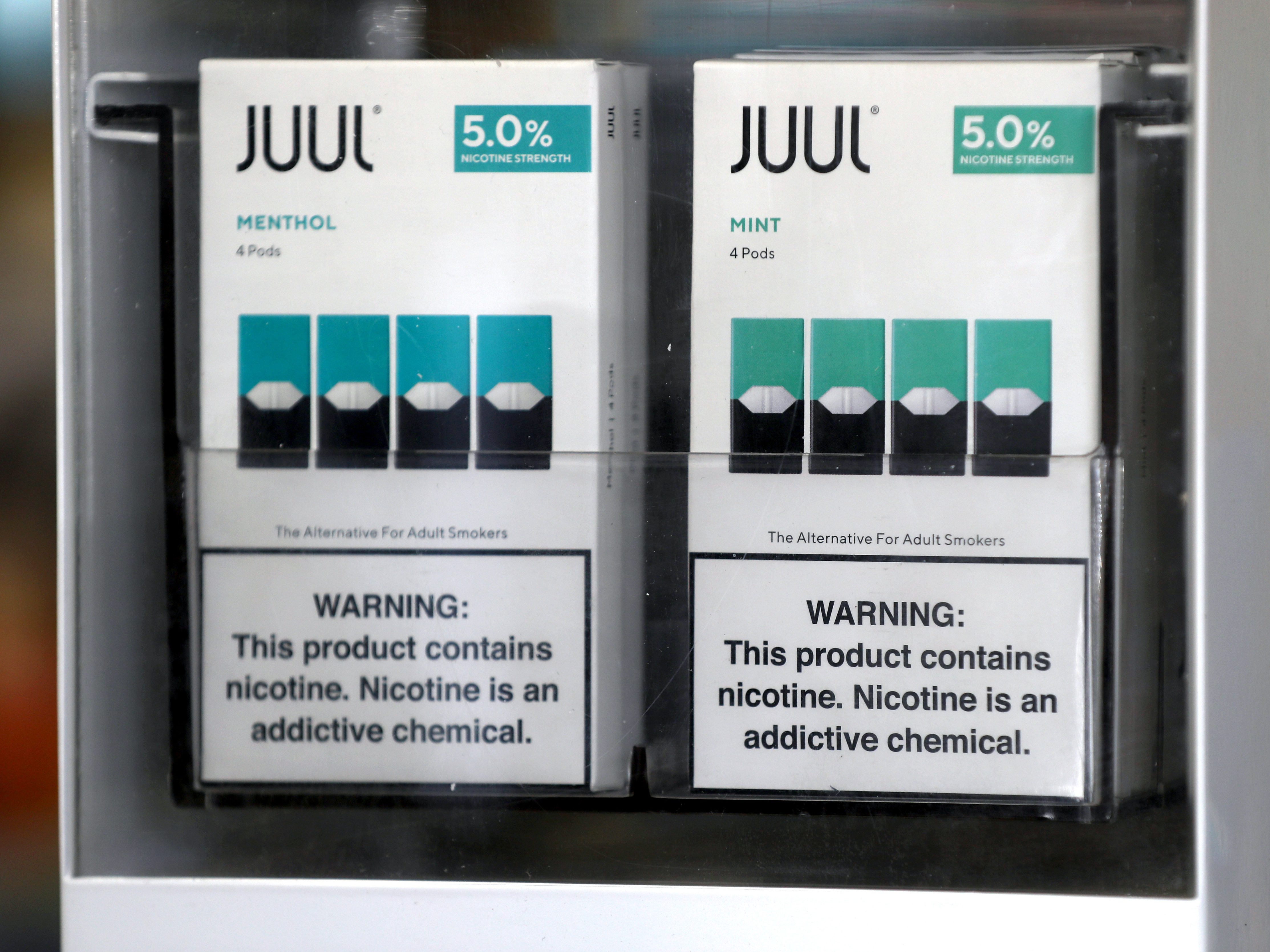 The FDA orders Juul to pull all of its vaping products from the U.S. market - Vimarsana News