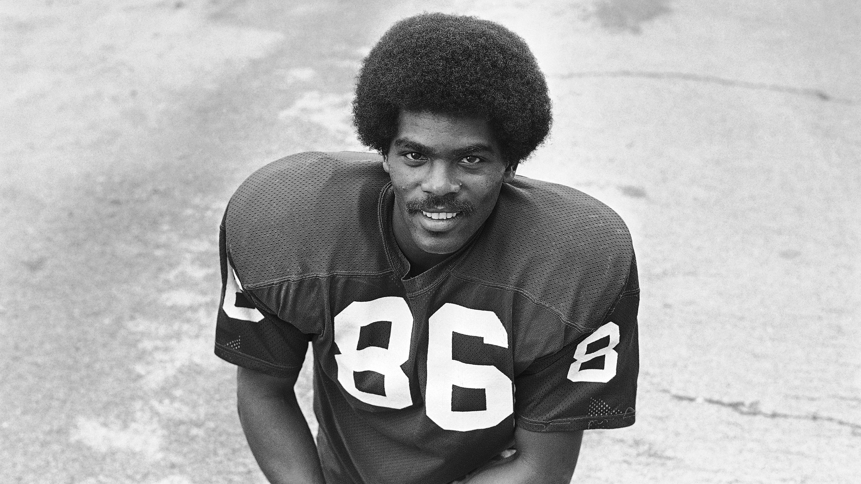 Marlin Briscoe, the 1st Black starting quarterback in the AFL, dies at 76 - Vimarsana News