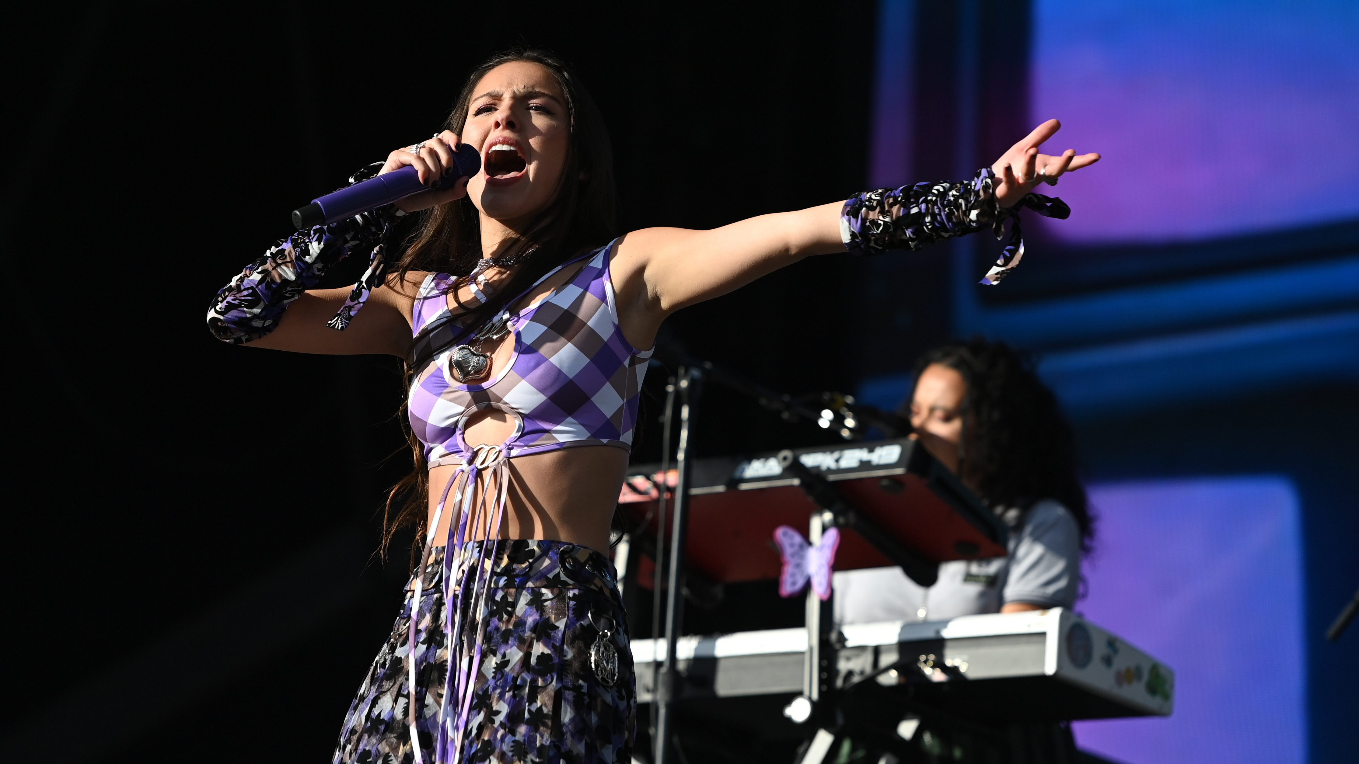 Olivia Rodrigo teamed up with Lily Allen to perform "F You" at the Glastonbury Festival last week.