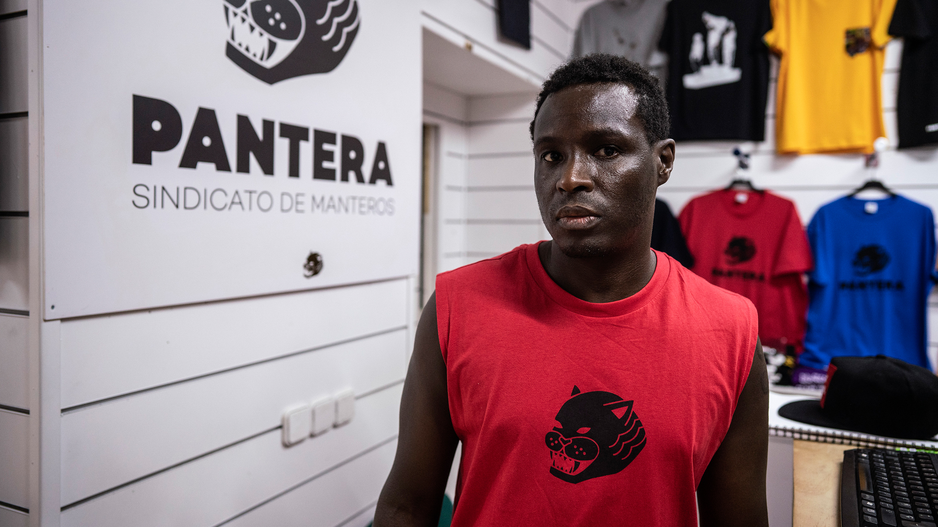 Street vendors in Spain face racist harassment. So they came together to open a store - Vimarsana News