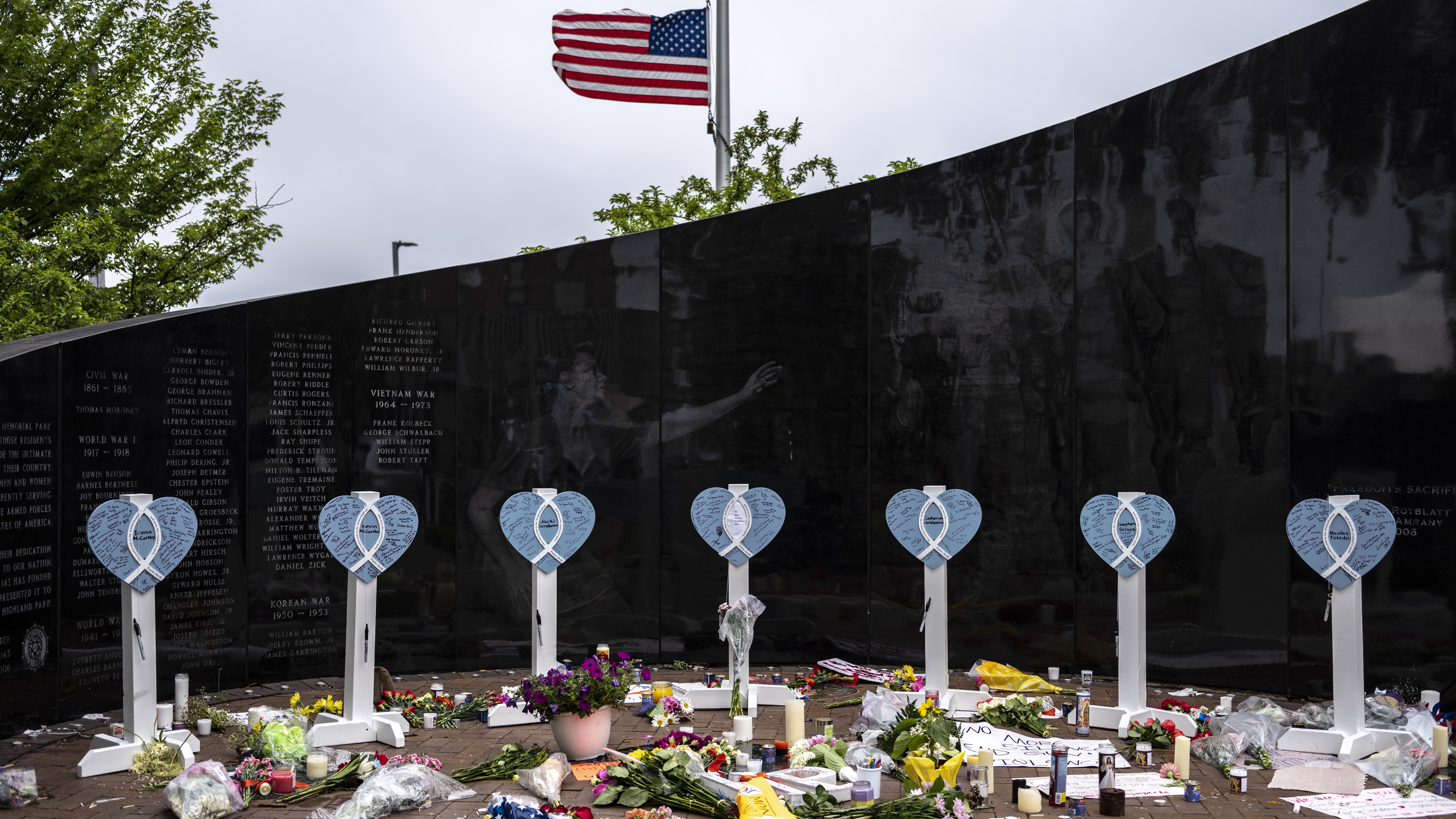 Latest in Highland Park shooting Suspect confessed, prosecutors say NPR