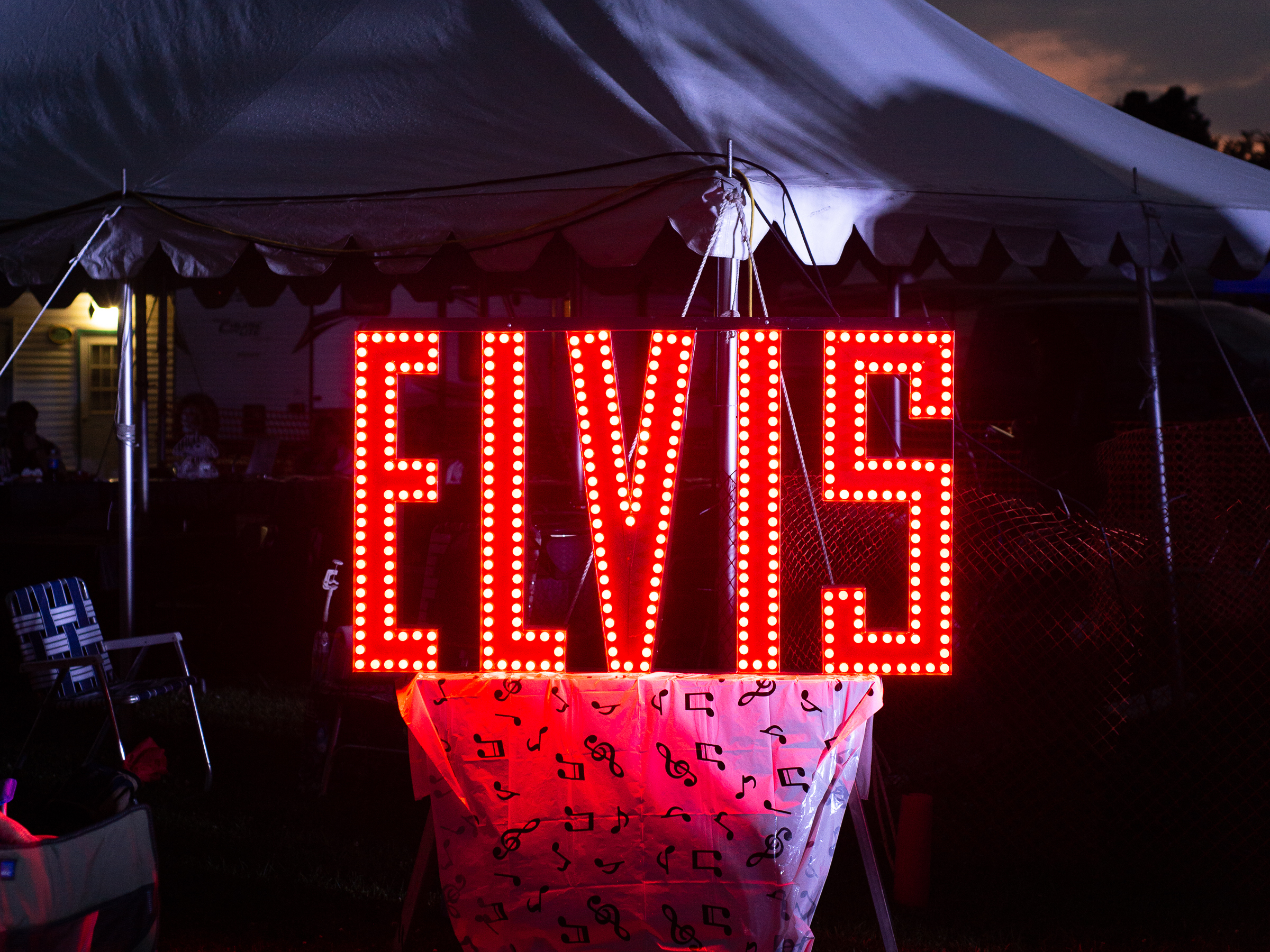 The King still draws a crowd at Michigan Elvisfest, one of largest in ...