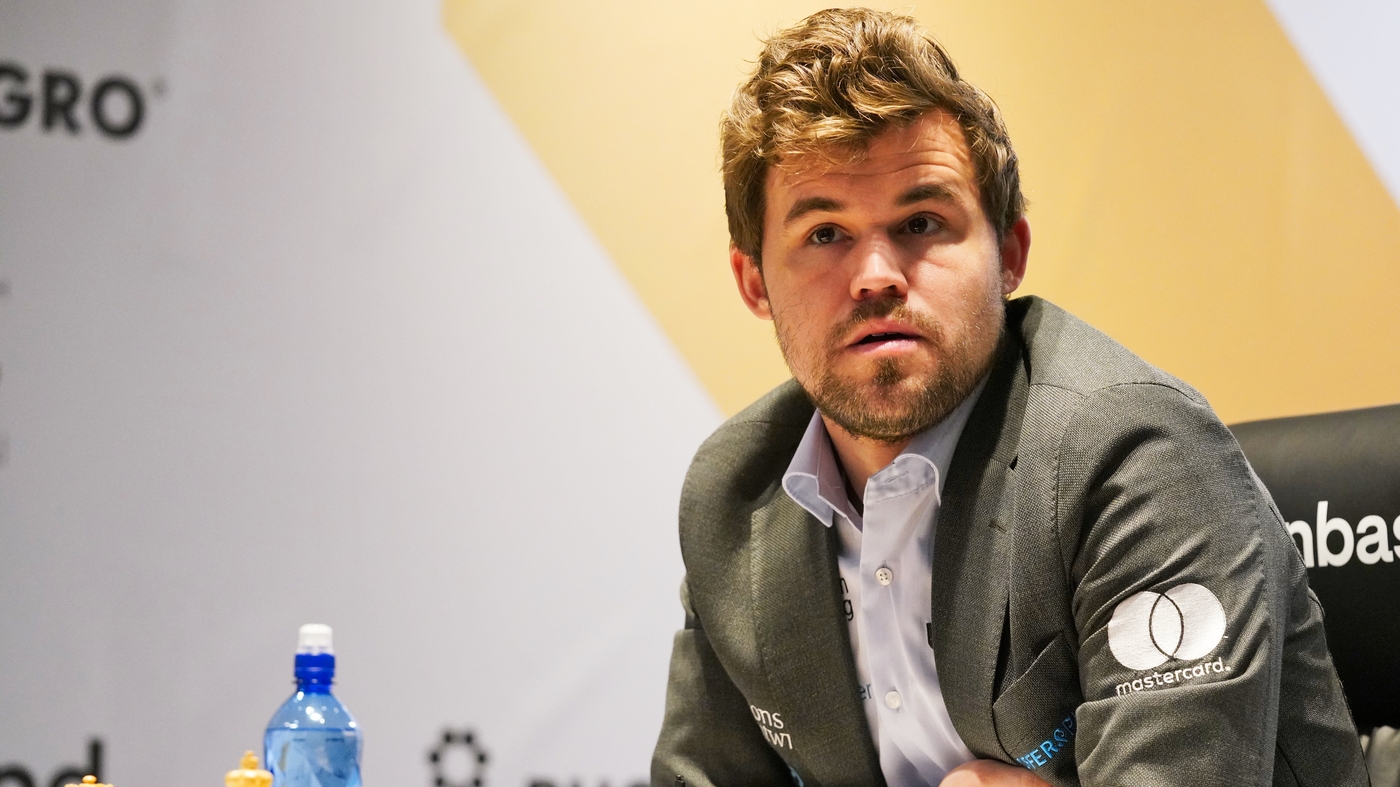 Magnus Carlsen ranks the World Chess Champions