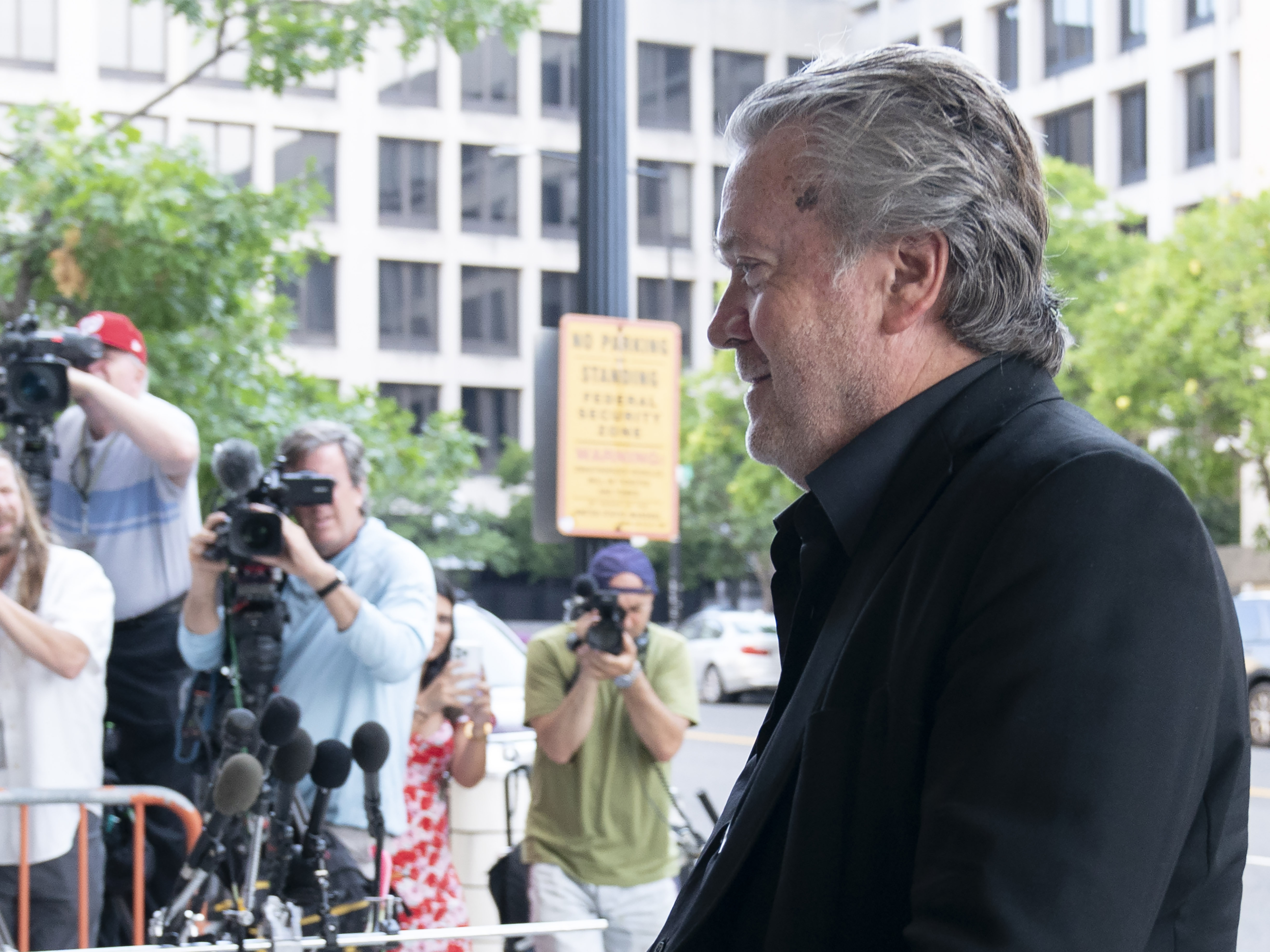 Steve Bannon found guilty on both contempt of Congress charges - Vimarsana News