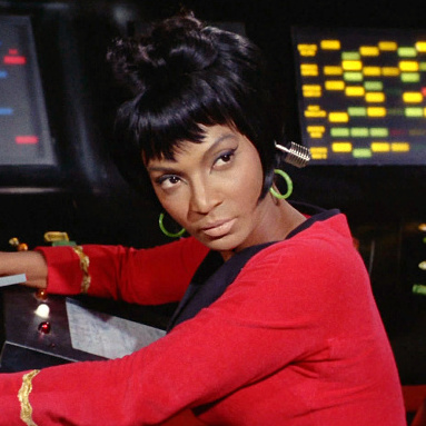 Nichelle Nichols, Lt. Uhura on 'Star Trek,' dies at 89