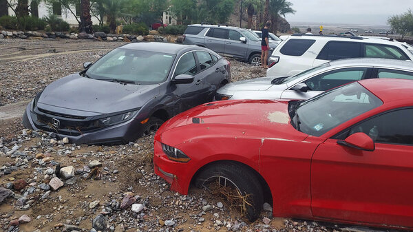 Flash floods turn Death Valley muddy, stranding hundreds of visitors