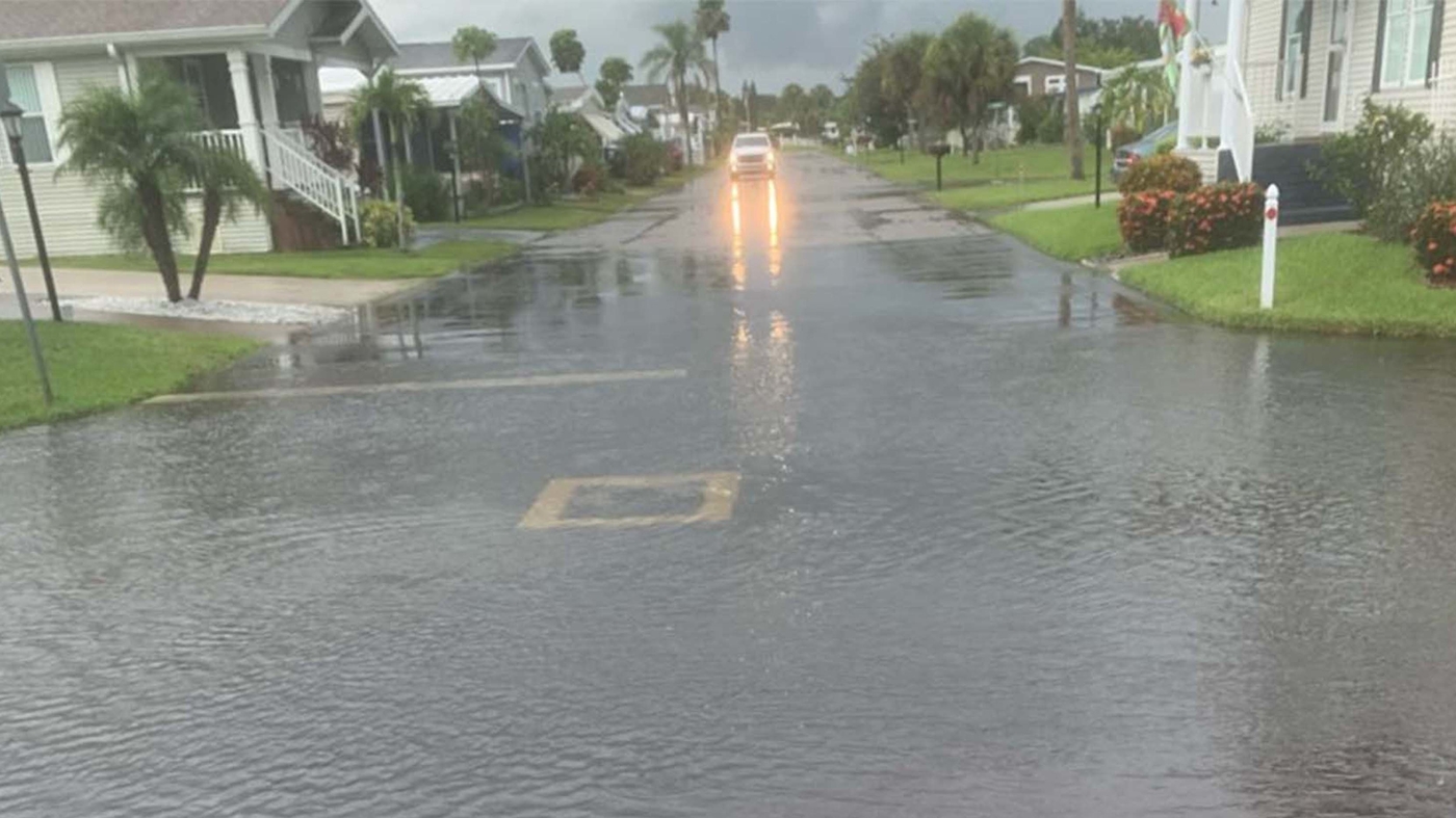 Elderly residents sue, claiming landlord neglects their mobile home