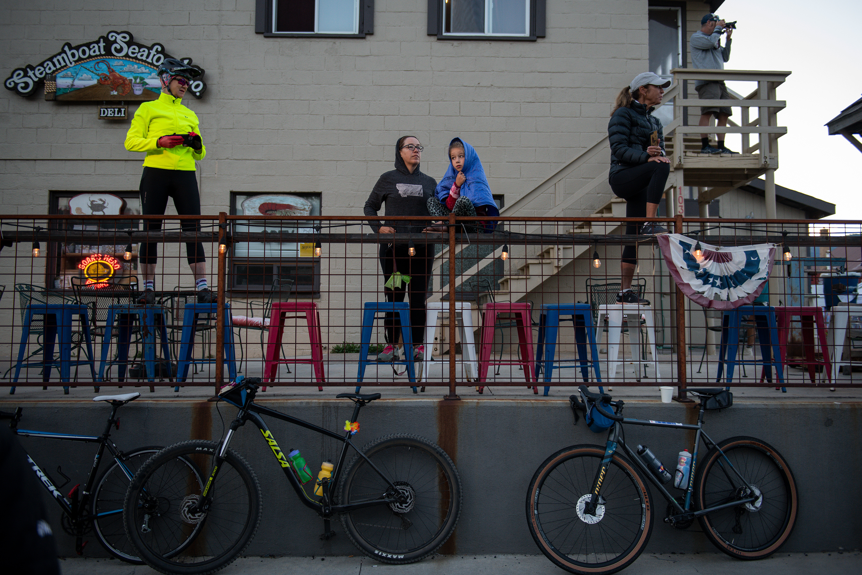 Focusing on diversity and inclusion, gravel bike racing welcomes all to this sport 2 Spectators watch the start of the SBT GRVL race Sunday, Aug. 14, 2022 in Steamboat Springs, Colo.