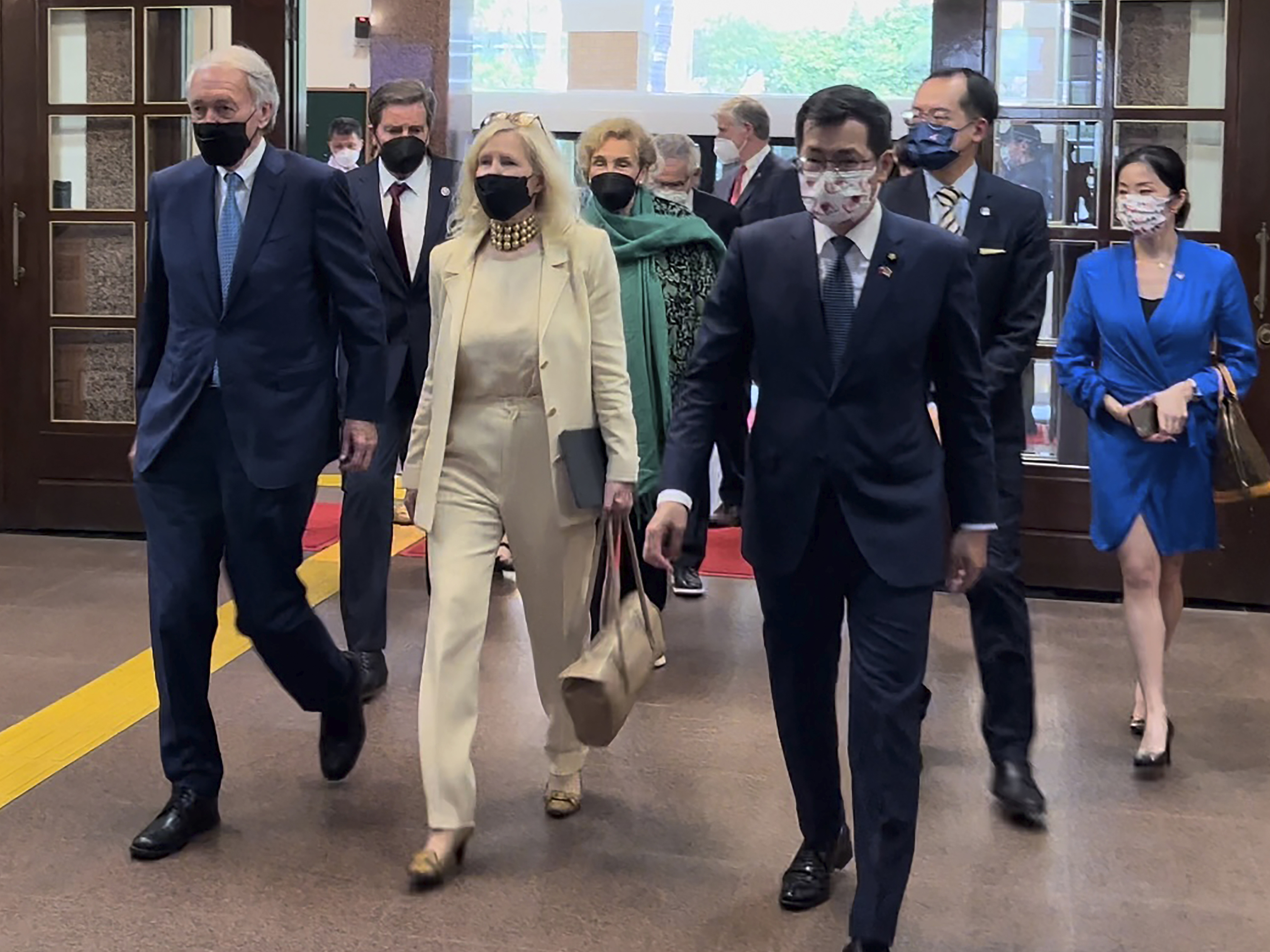 US Delegation Visits Kyiv Ahead of Key Ukraine Defense Talks - News Directory 3