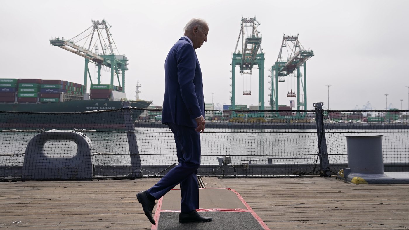 How inflation is influencing politics in a bellwether Florida county NPR