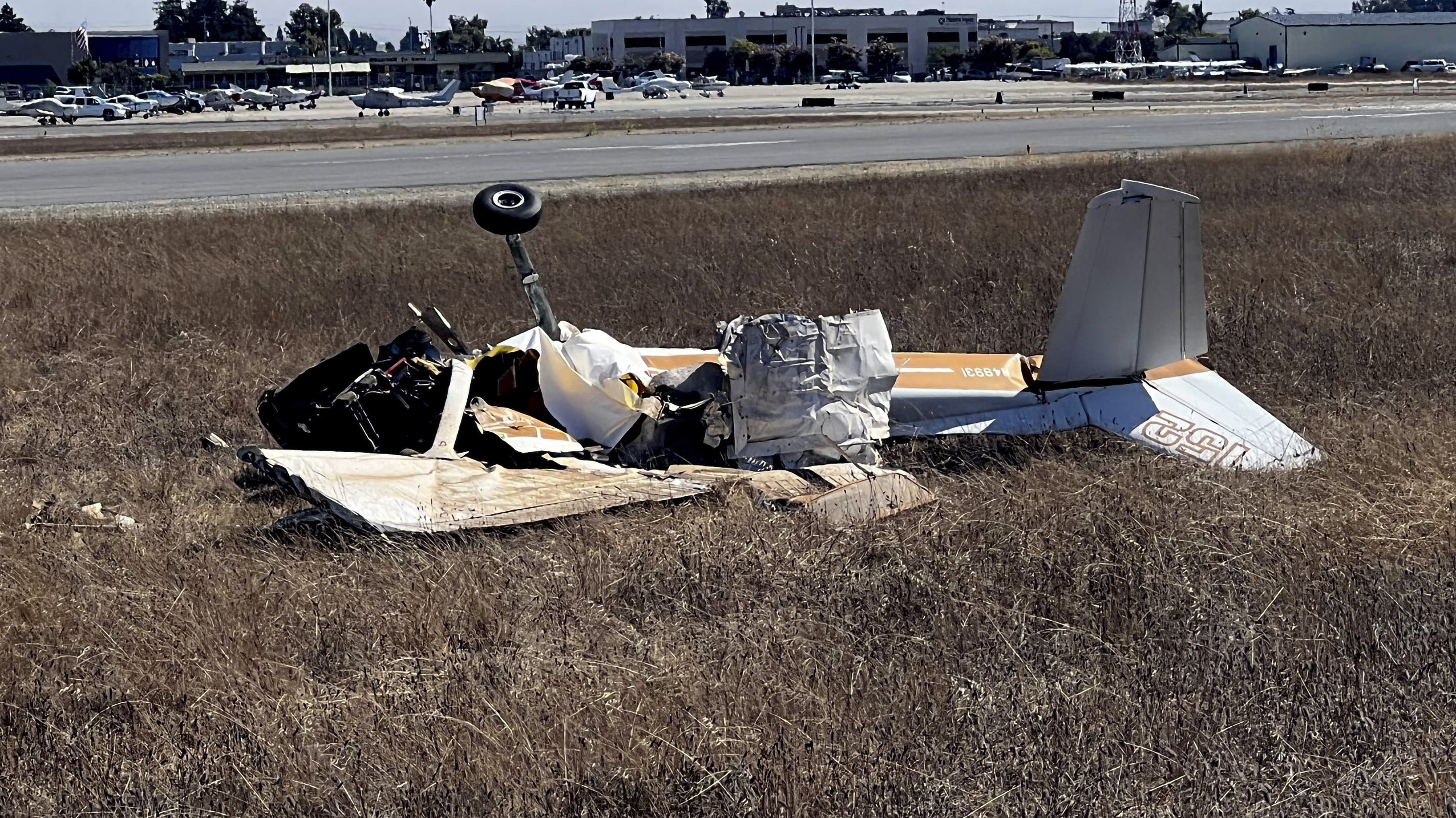 At least 2 people are dead after planes collide in California, officials say At least 2 people are dead after planes collide in California, officials say