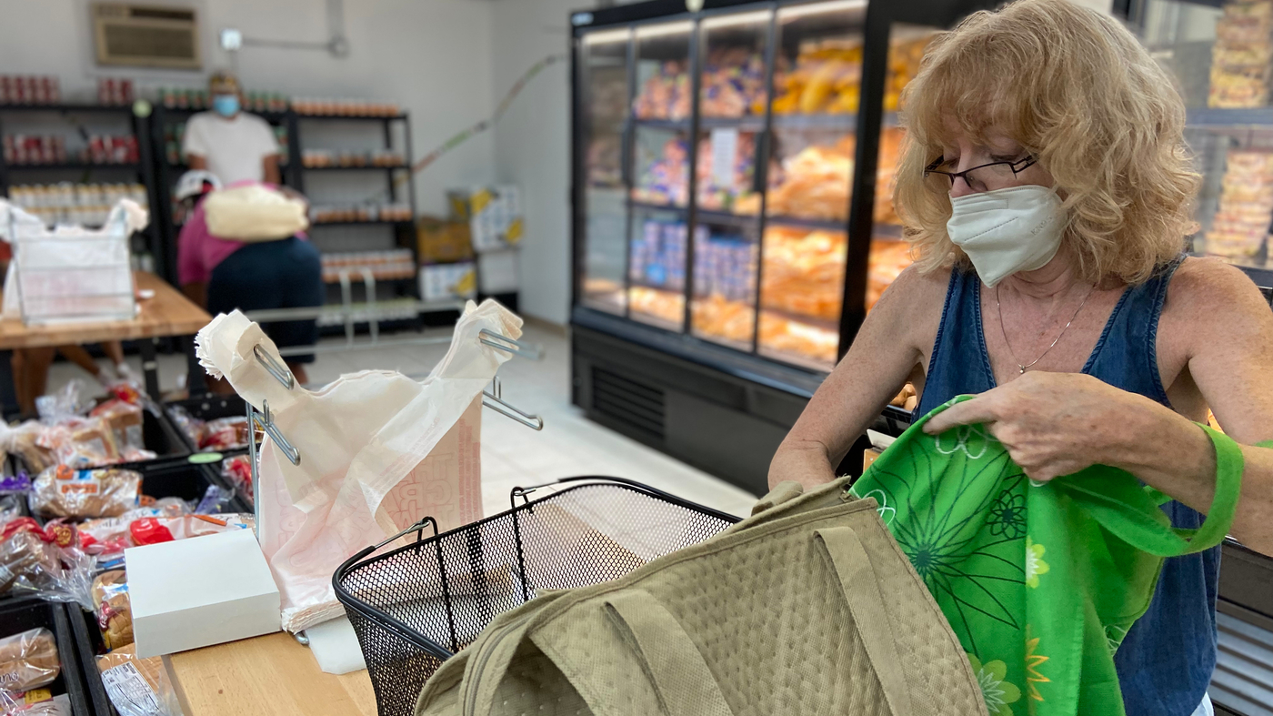 How inflation is influencing politics in a bellwether Florida county NPR